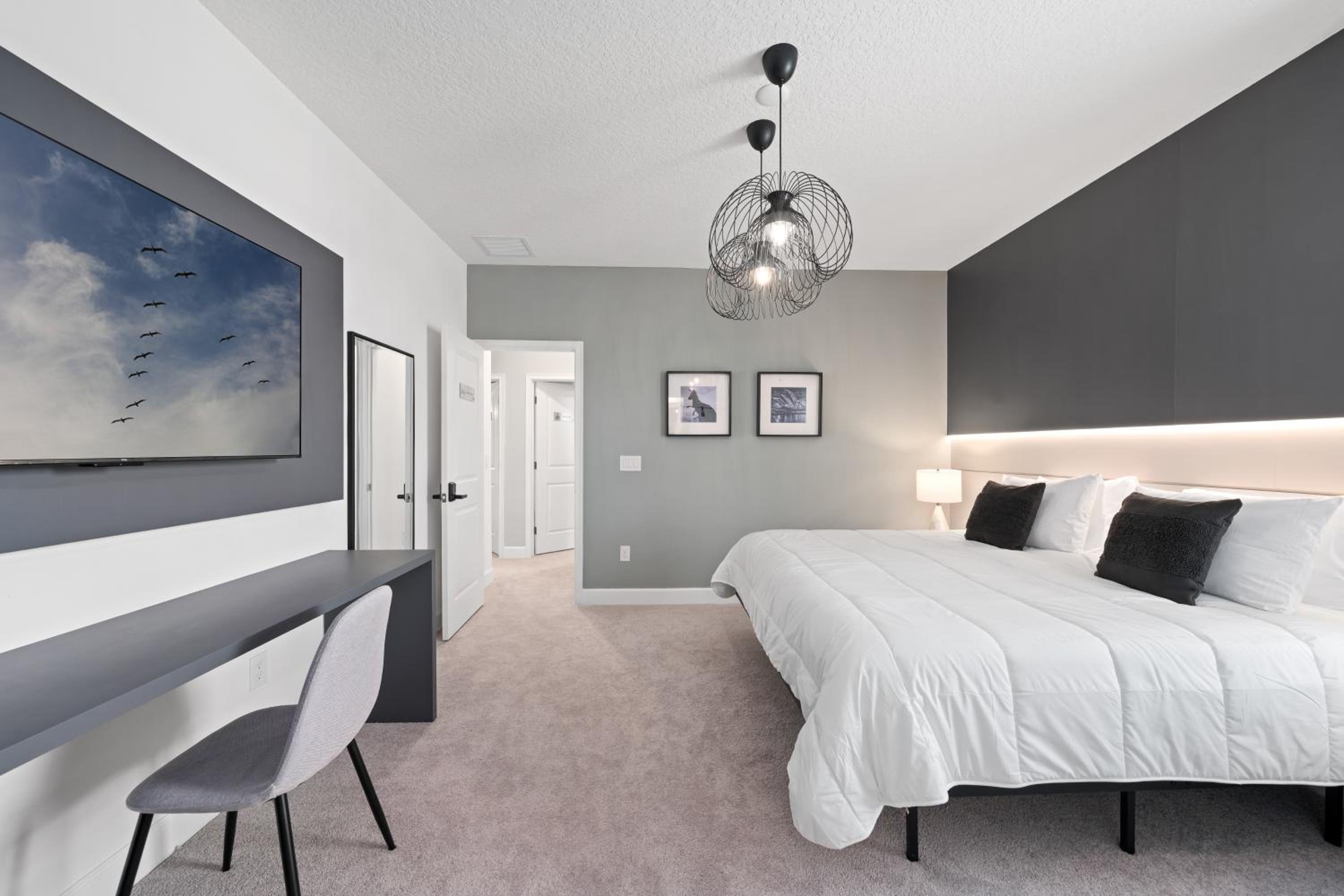 Brand New Modern State of the Art Home! Sleeps 31