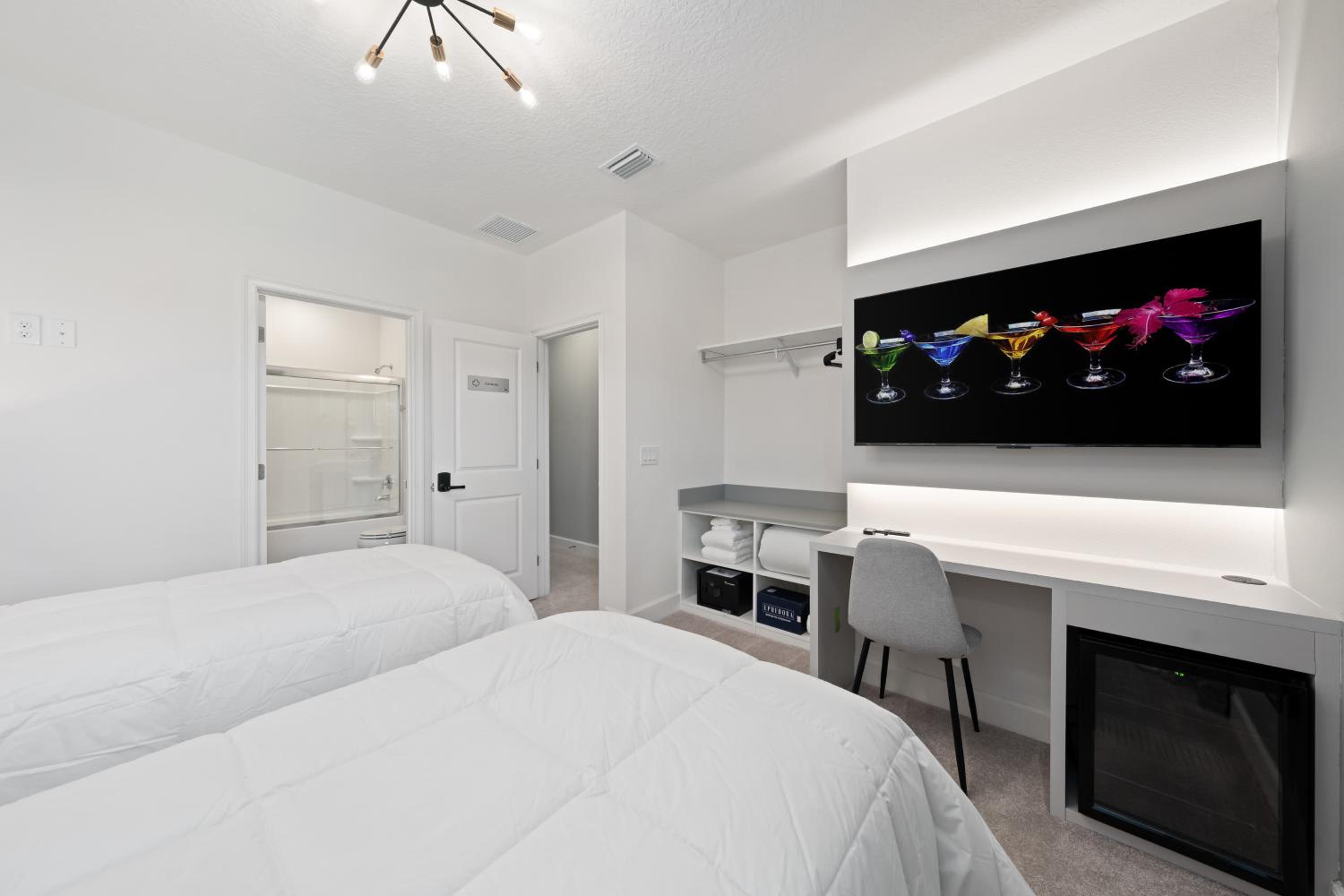 Brand New Modern State of the Art Home! Sleeps 31