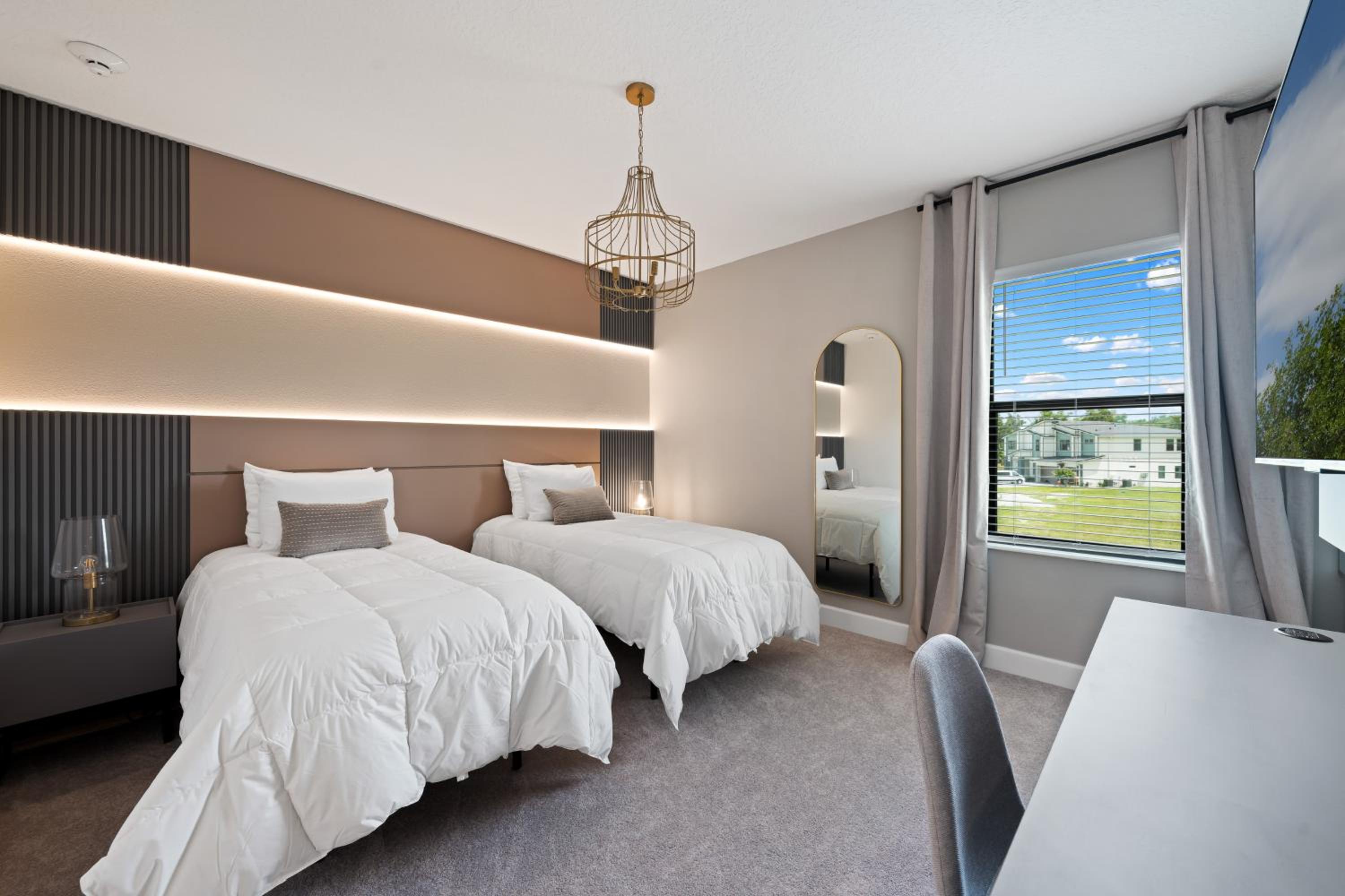 Brand New Modern State of the Art Home! Sleeps 31