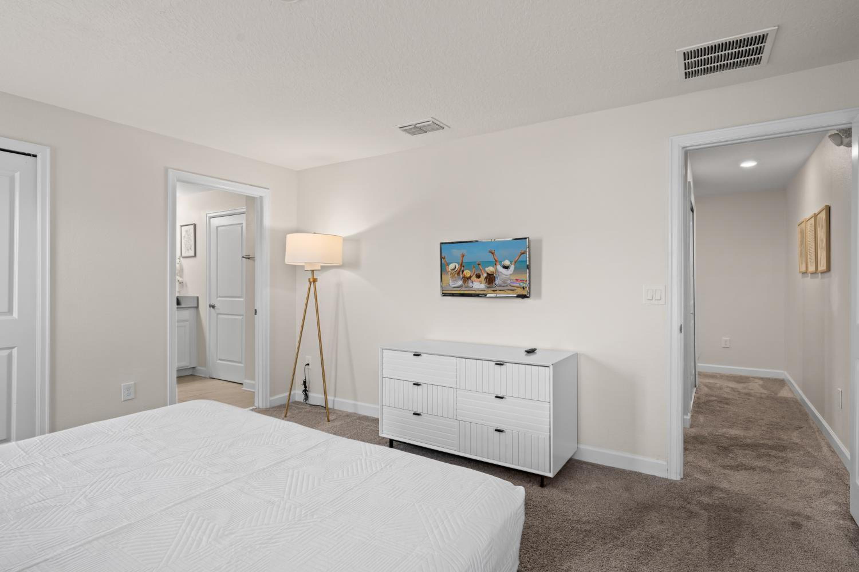 Chic Resort Getaway – 15 Min to Disney