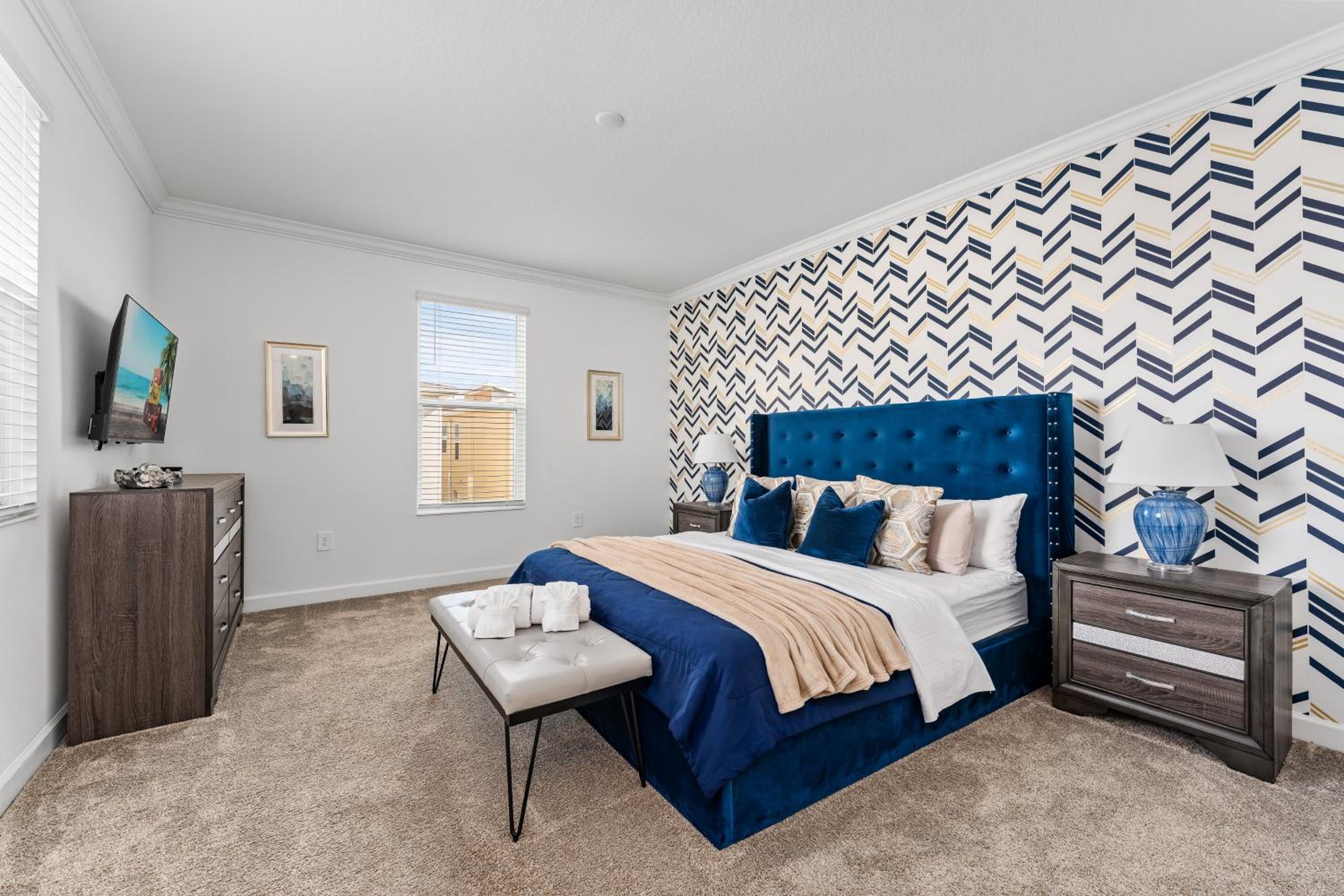 5BR/5BA Home & Storey Lake Water Park Amenities