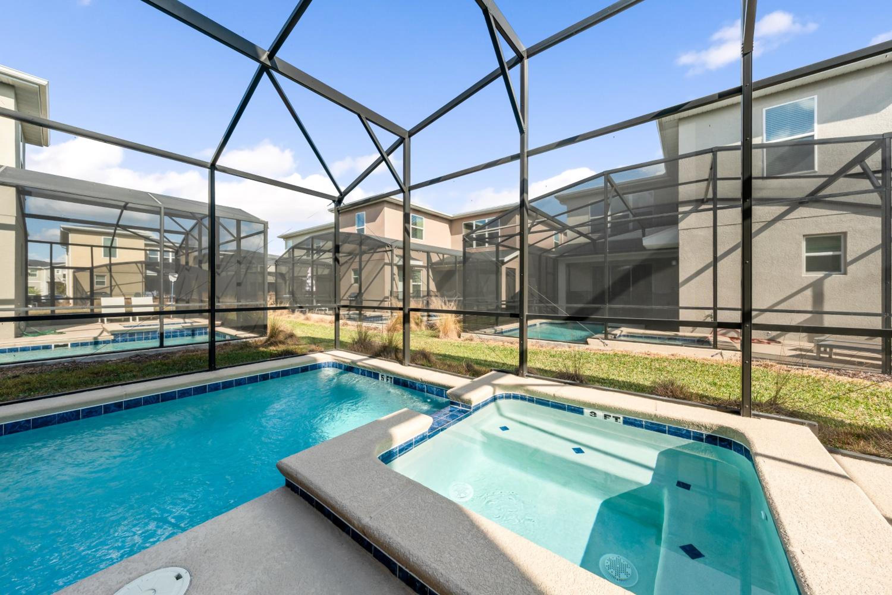 5BR/5BA Home & Storey Lake Water Park Amenities