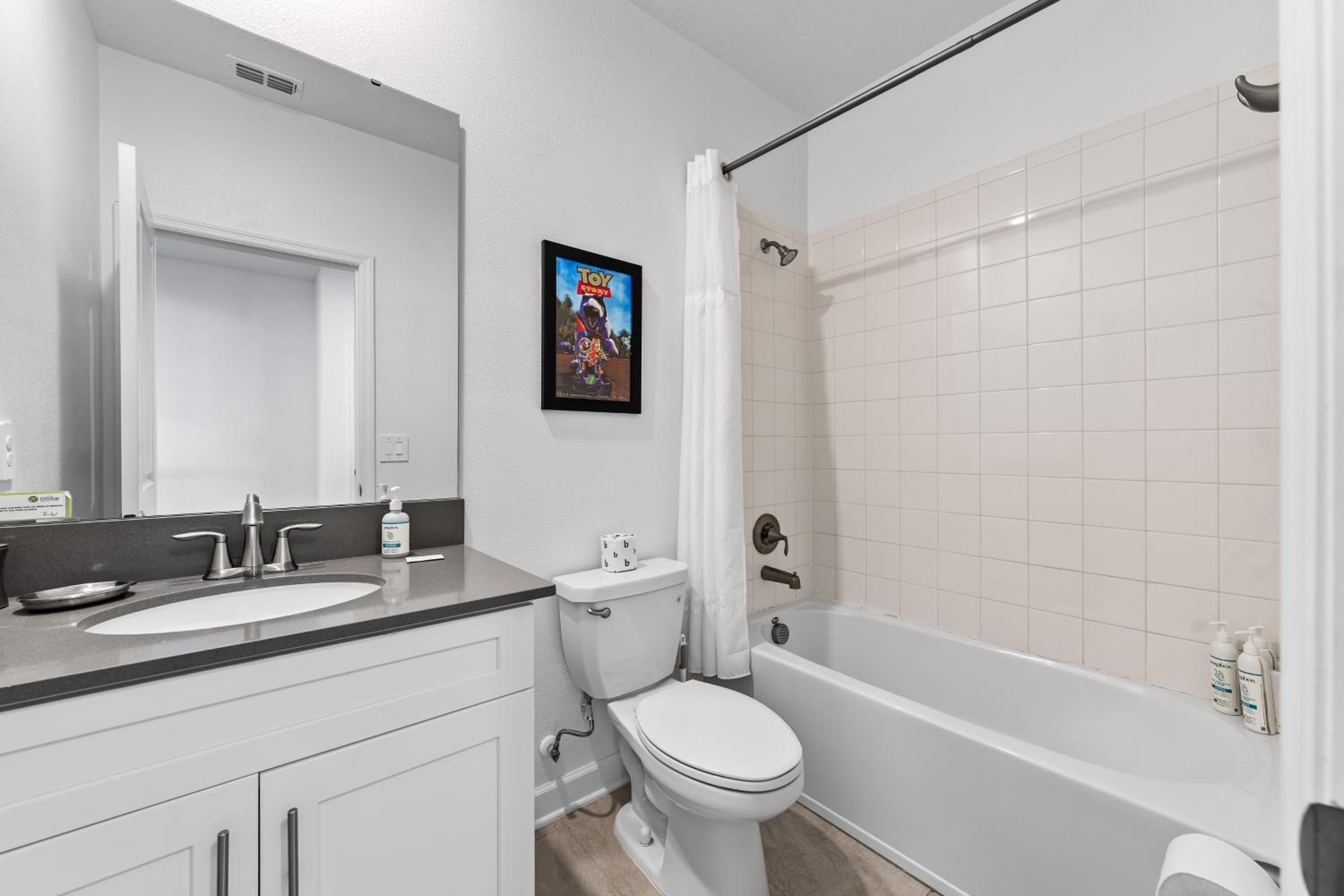 5BR/5BA Home & Storey Lake Water Park Amenities