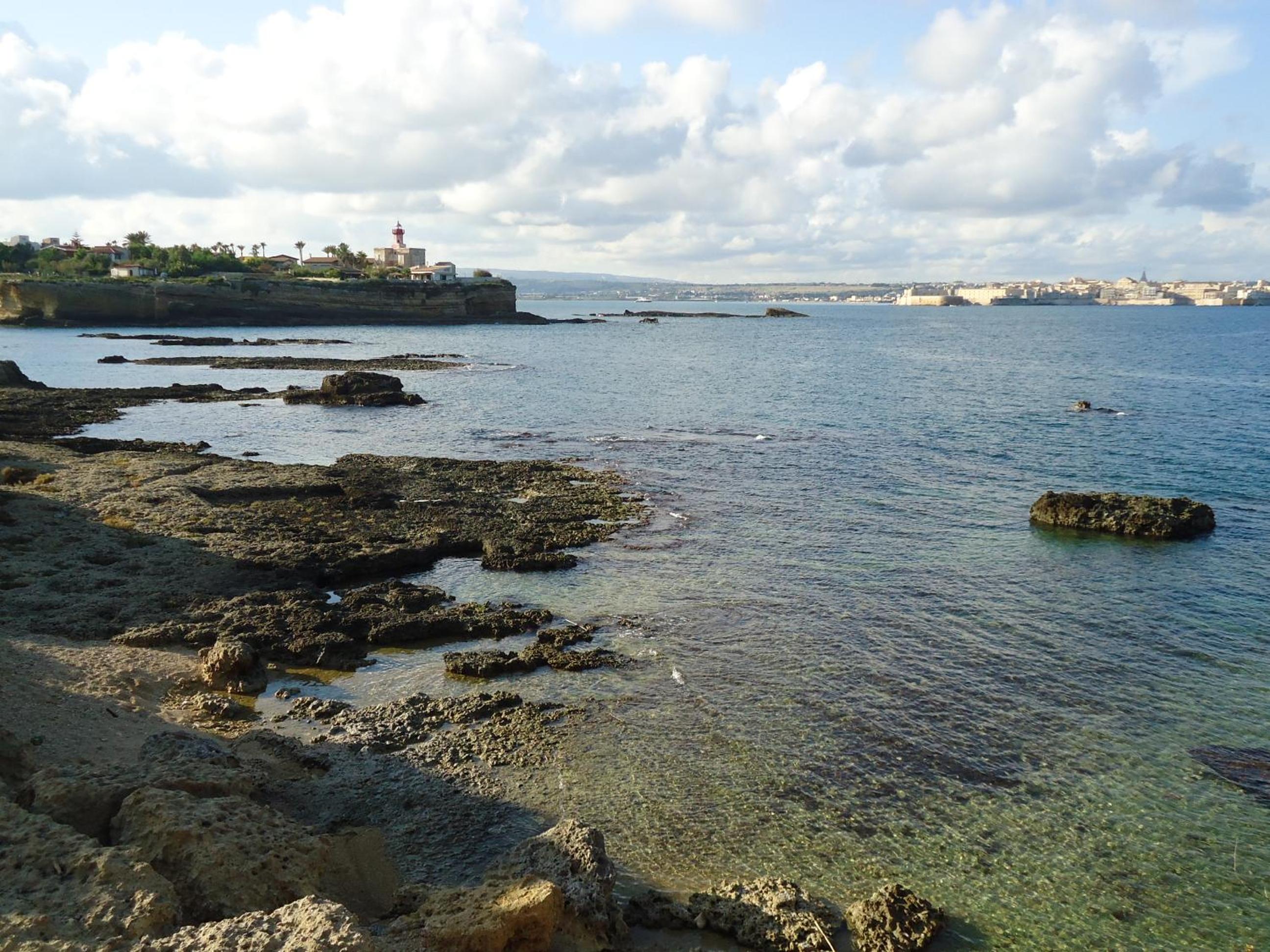 Isola del Sole