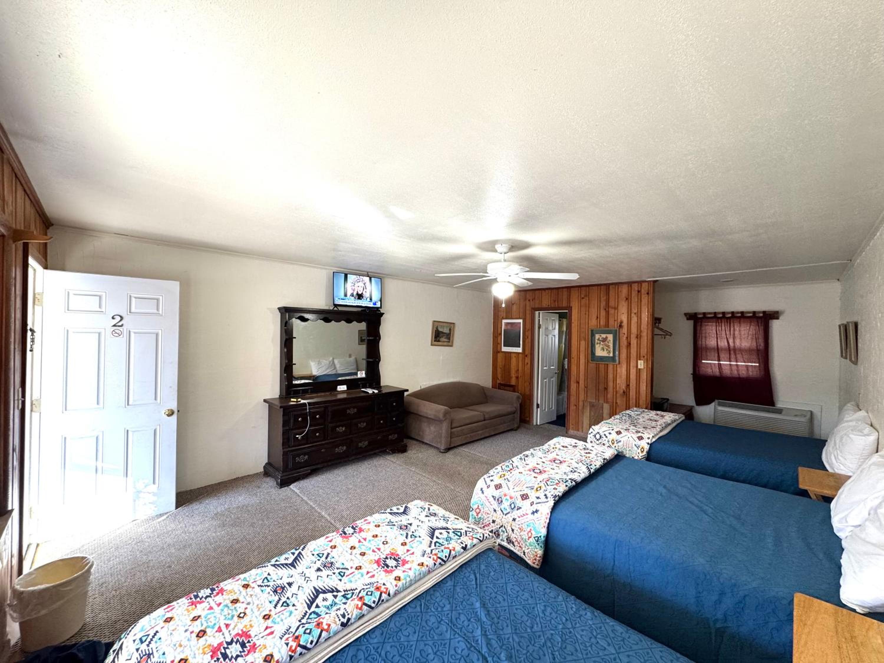Parkview Lodge & Cabins