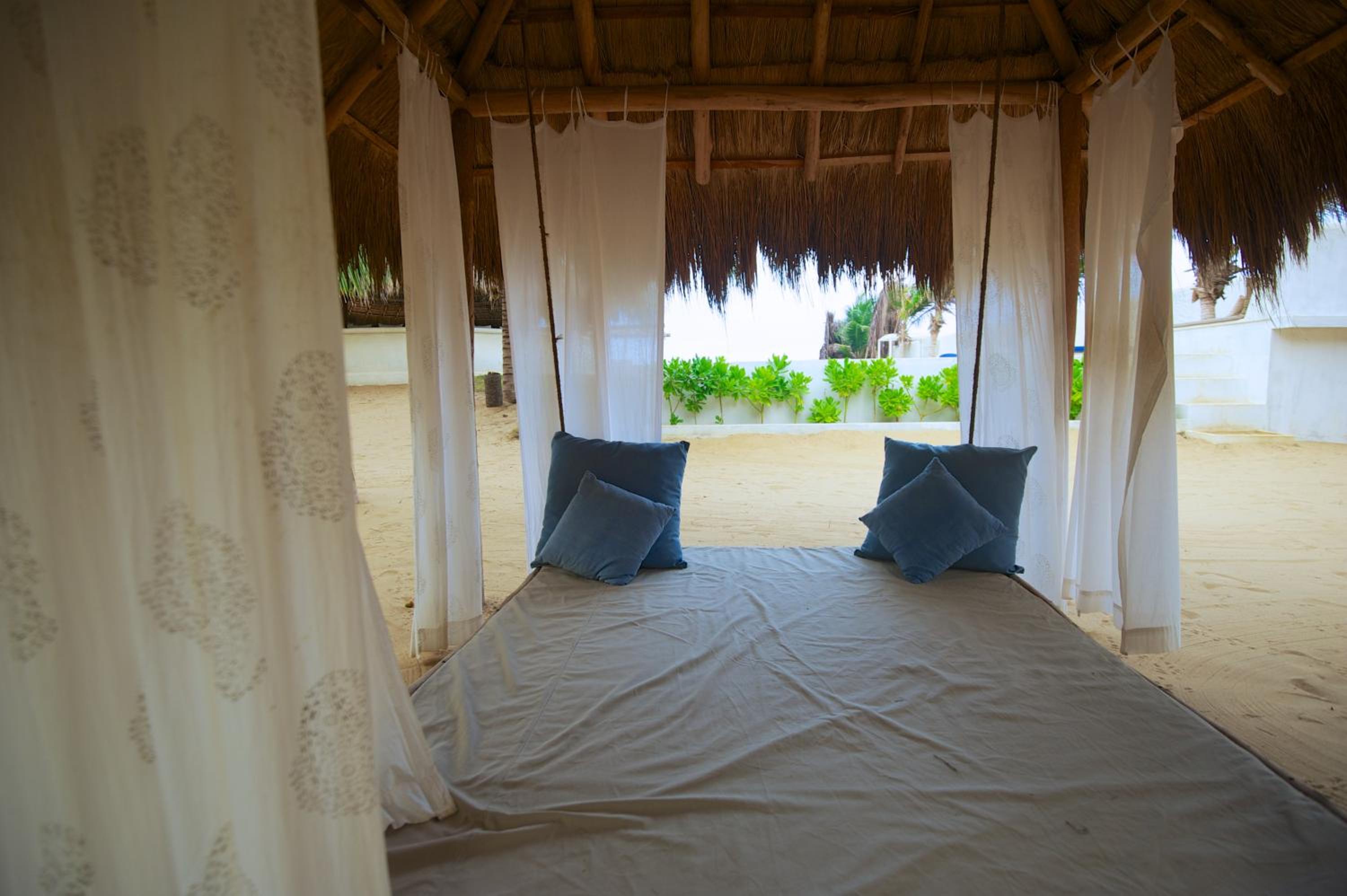 Dolphin Beach Resort