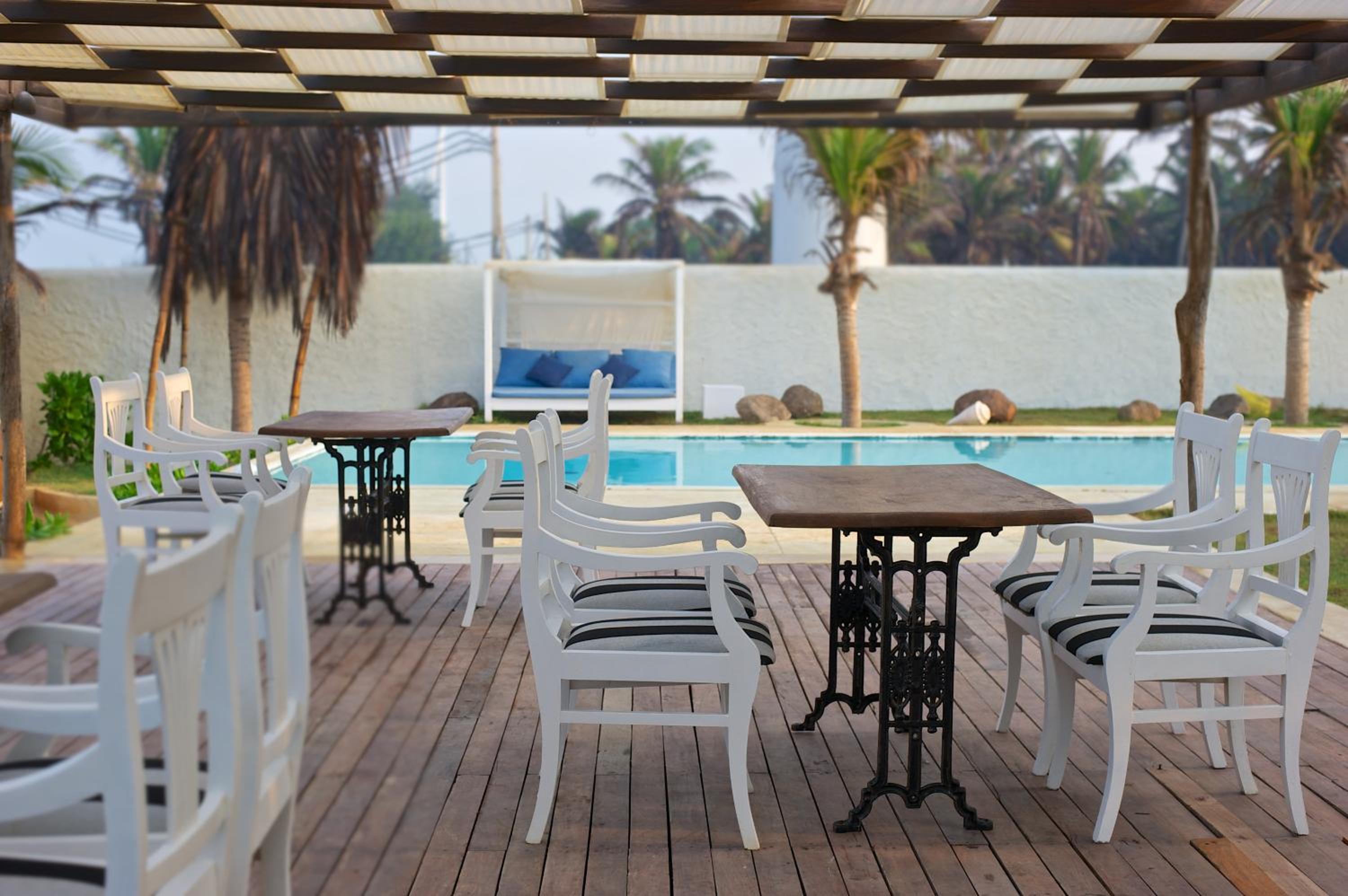 Dolphin Beach Resort