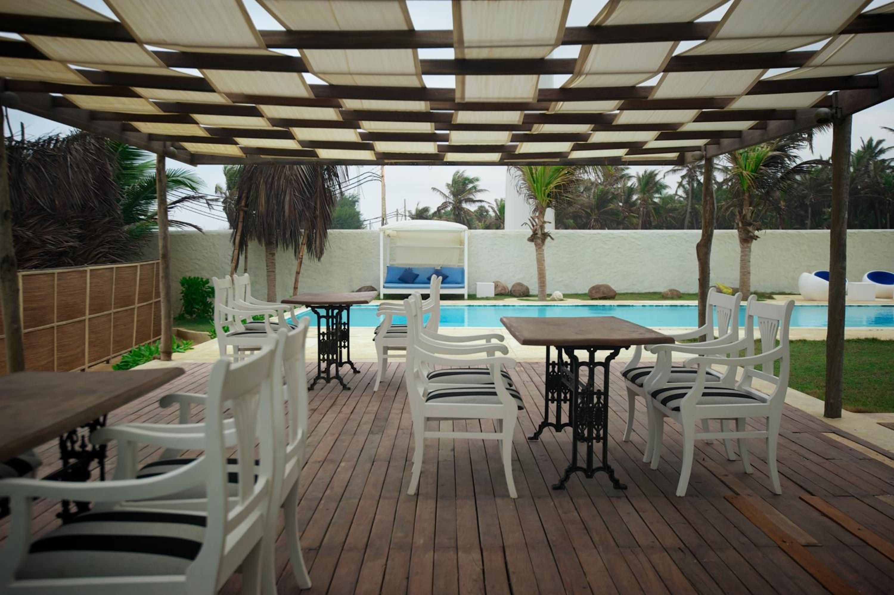 Dolphin Beach Resort