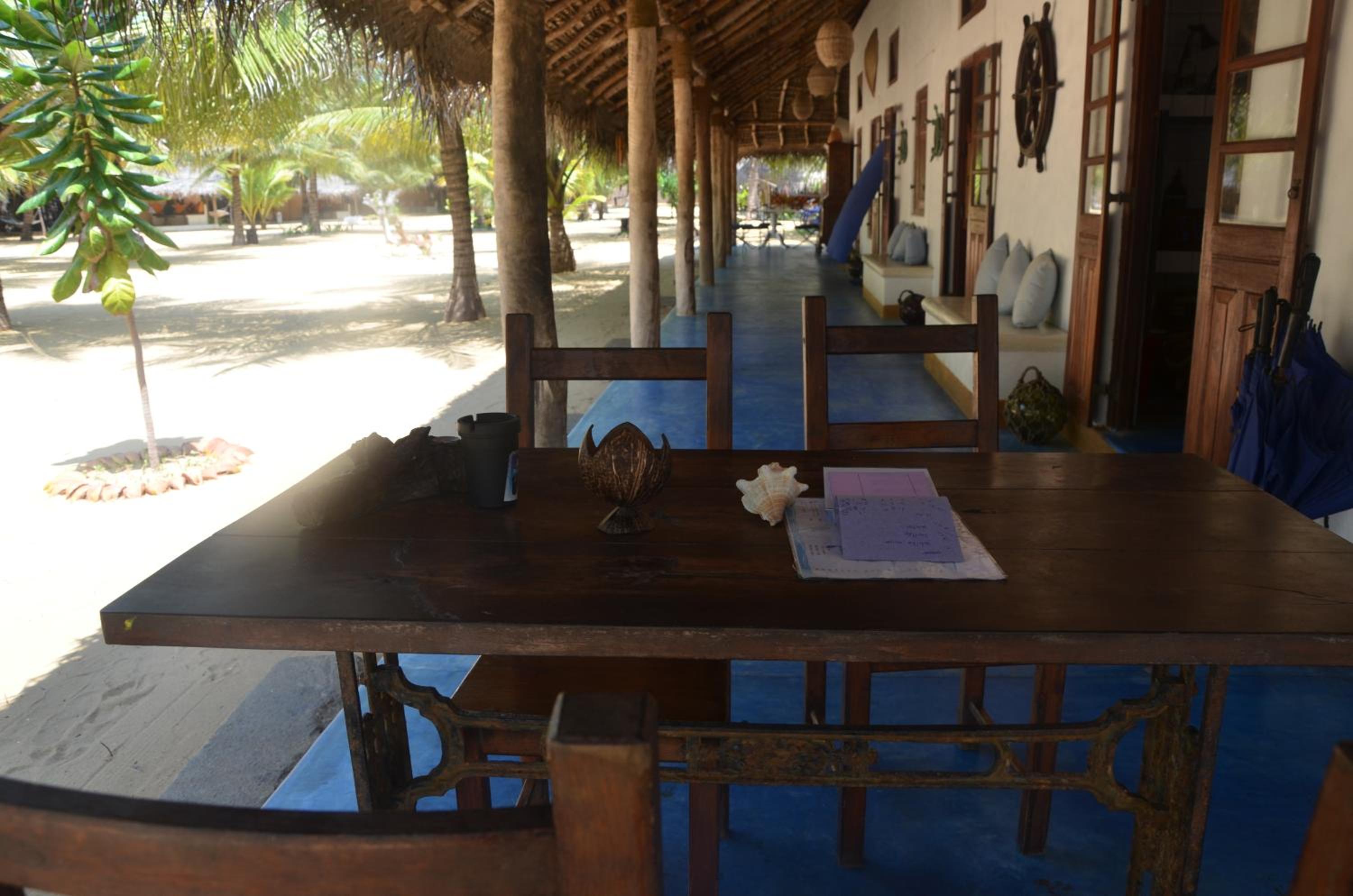 Dolphin Beach Resort
