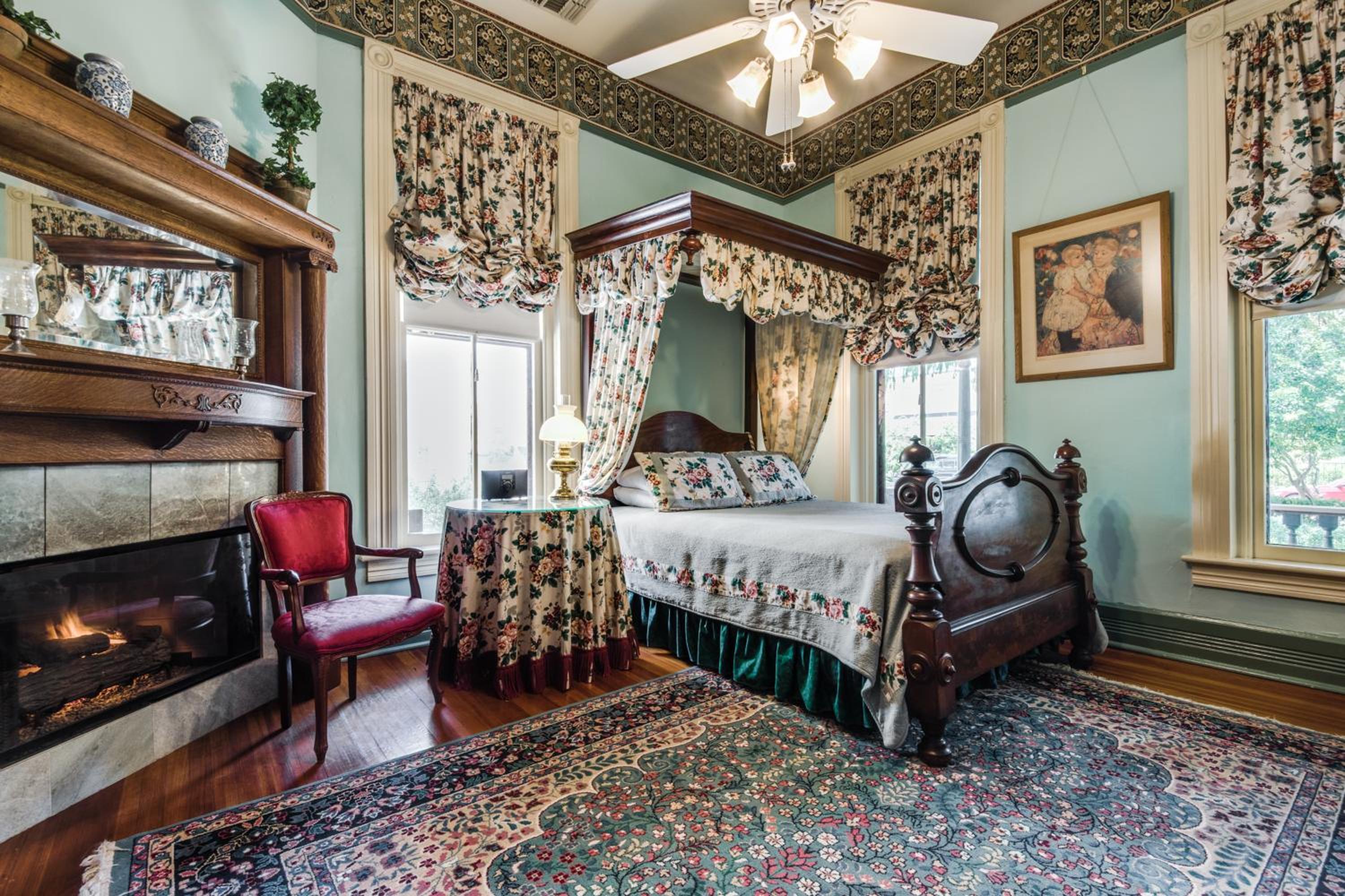 Noble Inns