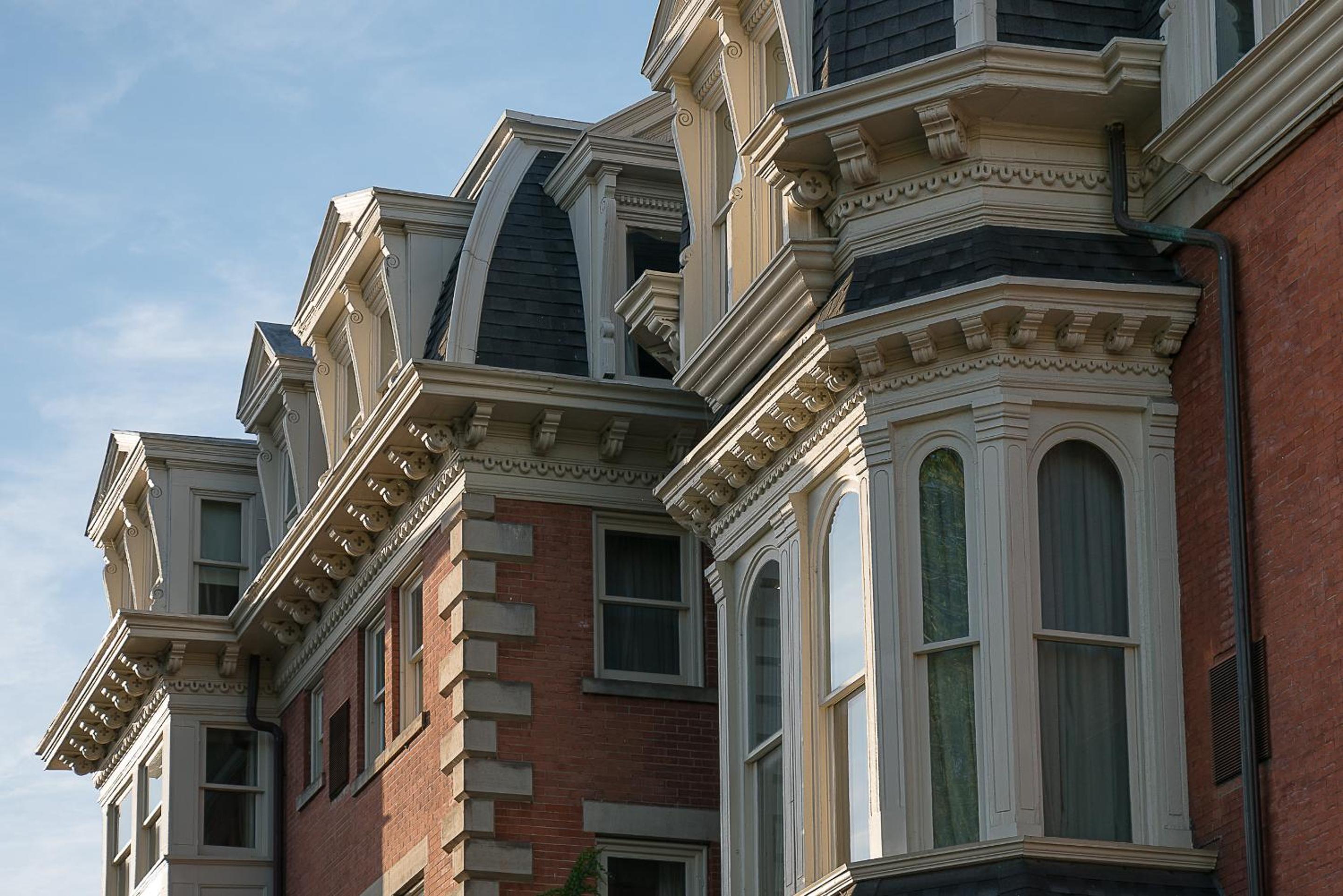 Buffalo Vacations - The Mansion on Delaware Avenue - Property Image 38