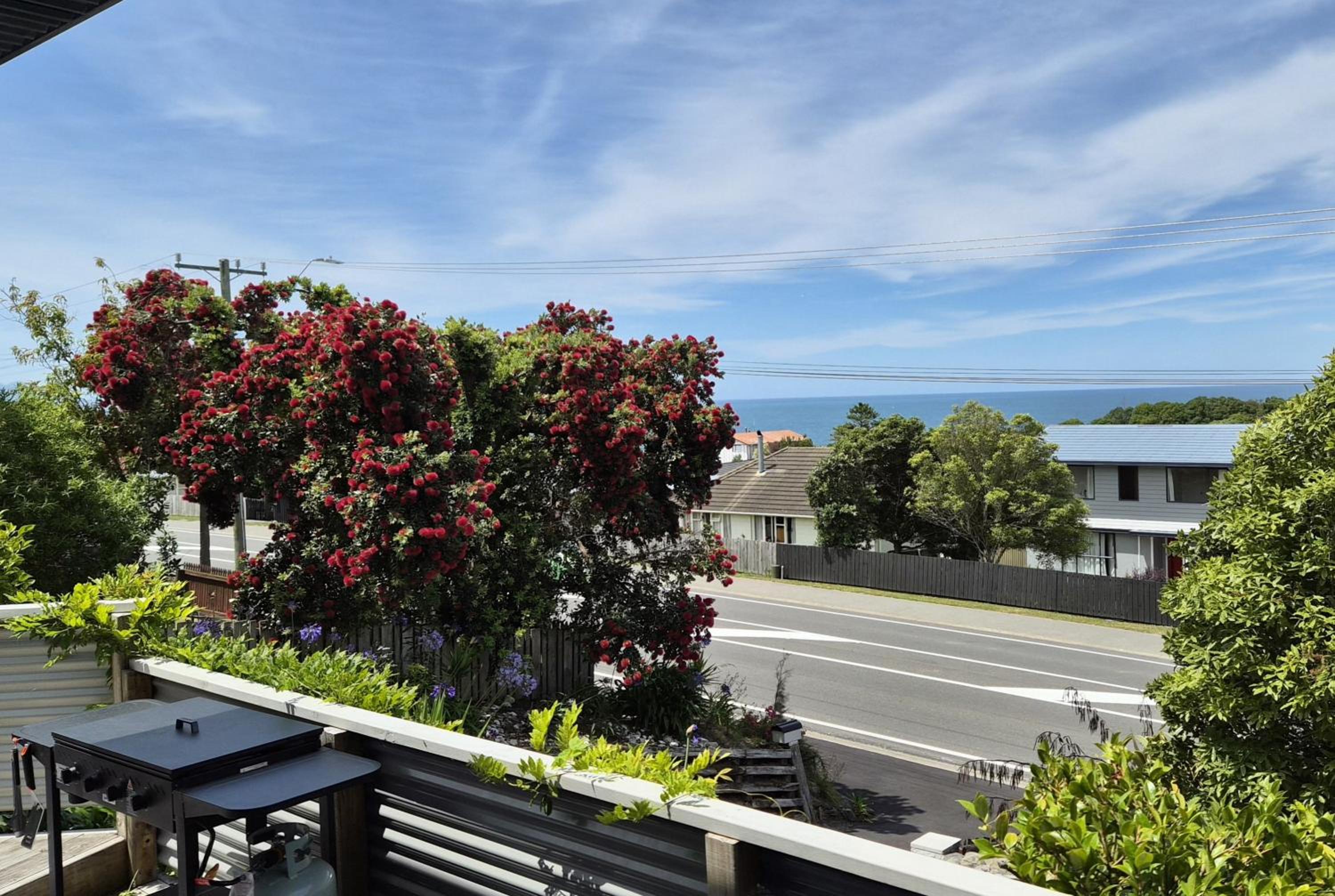 Centrally located Hilltop Apartment