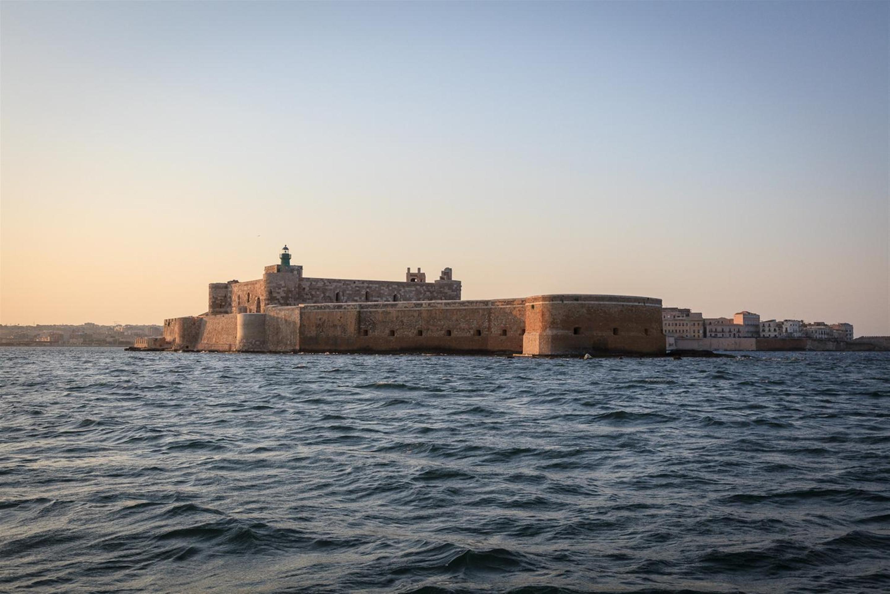 Hotel Henry's House - Image 1