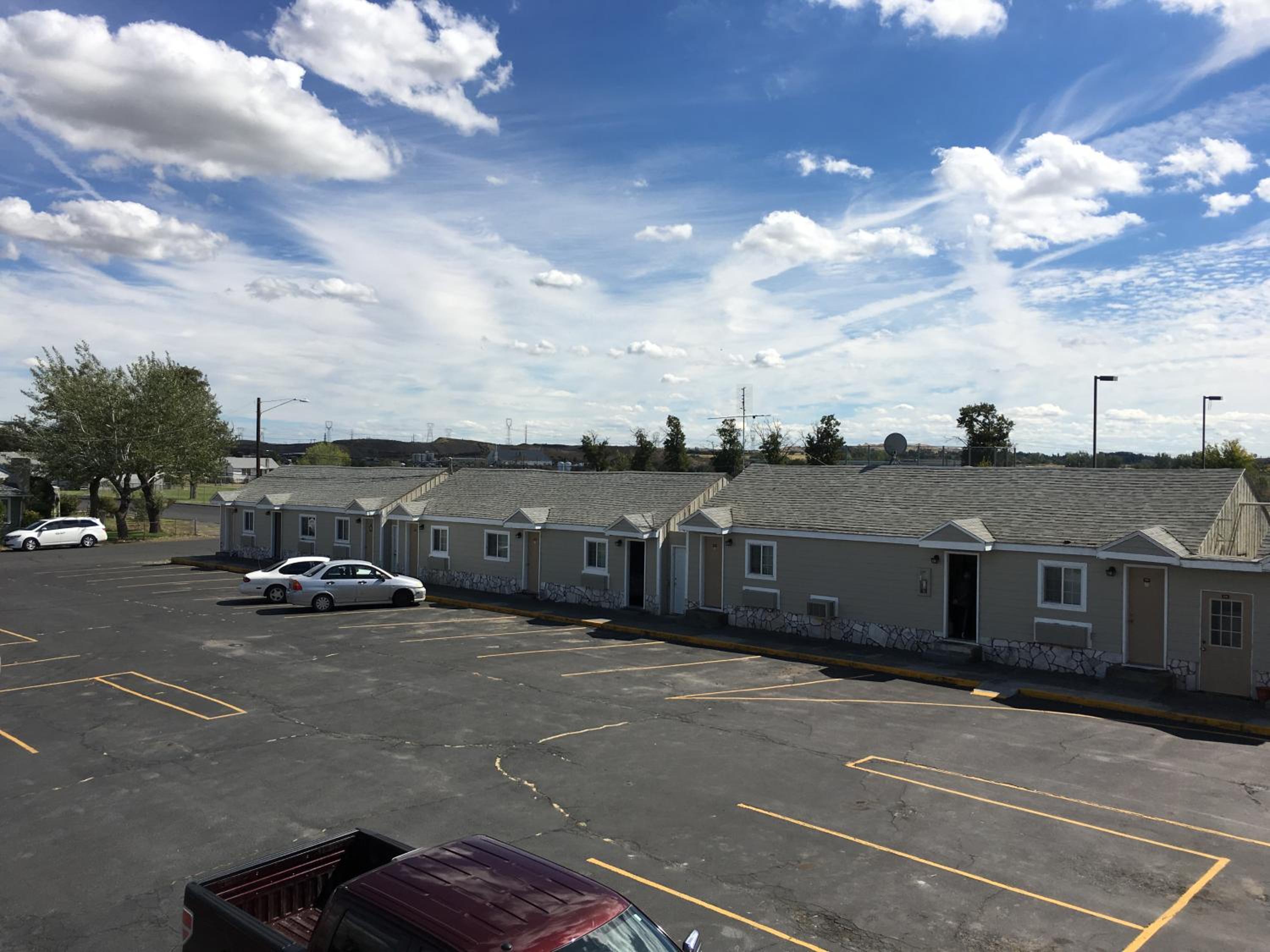 Umatilla Inn & Suites
