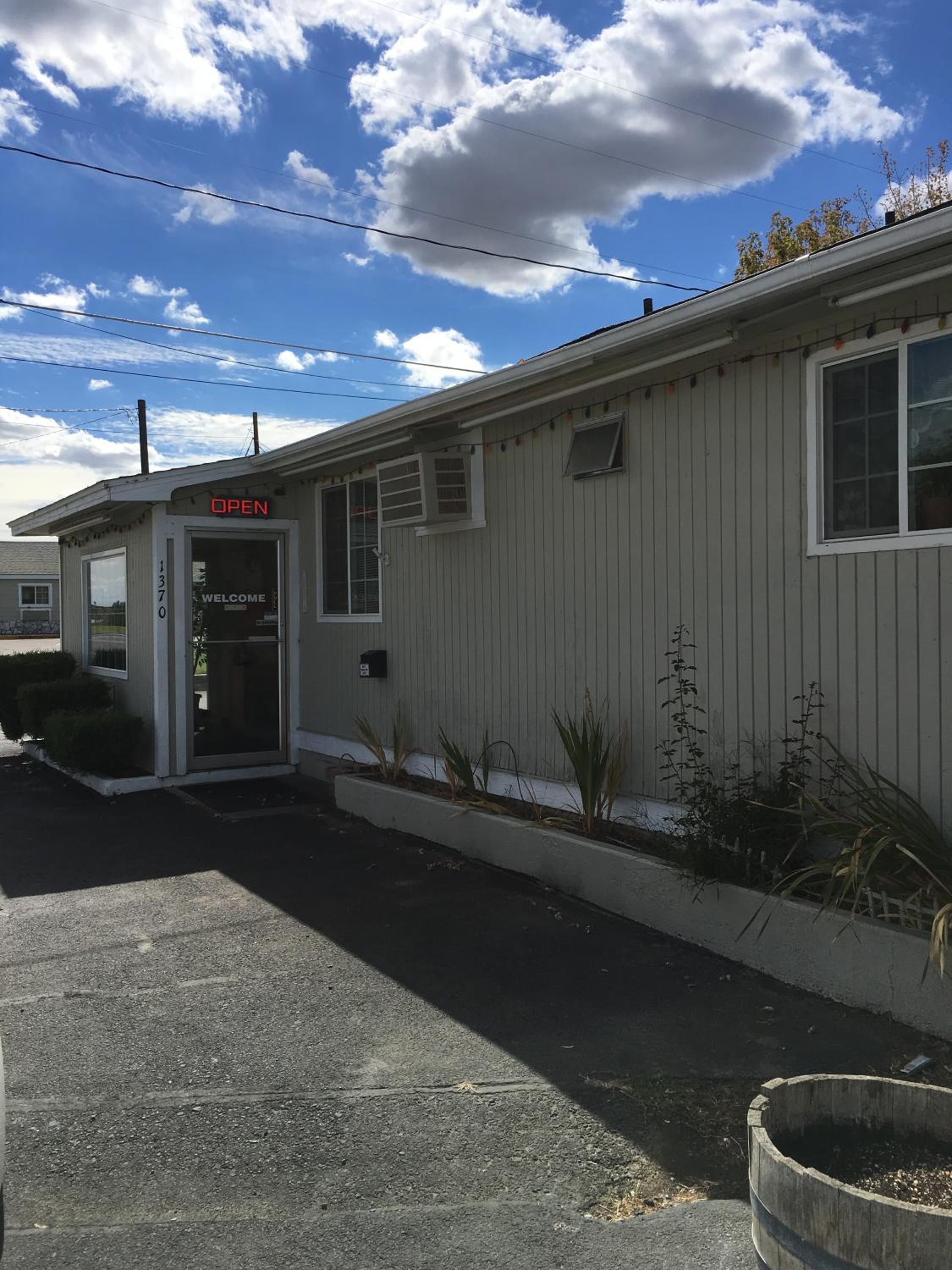 Umatilla Inn & Suites