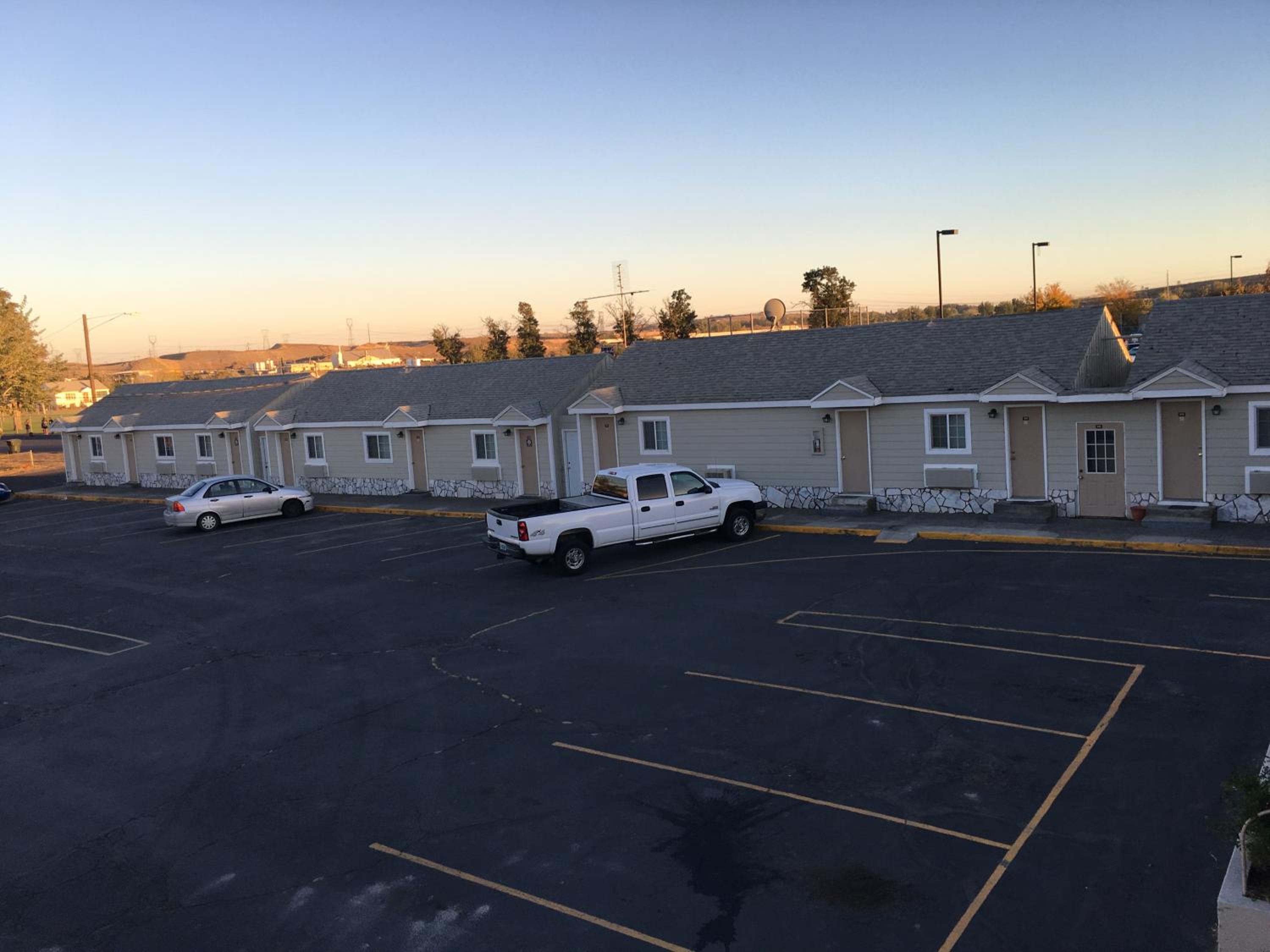 Umatilla Inn & Suites