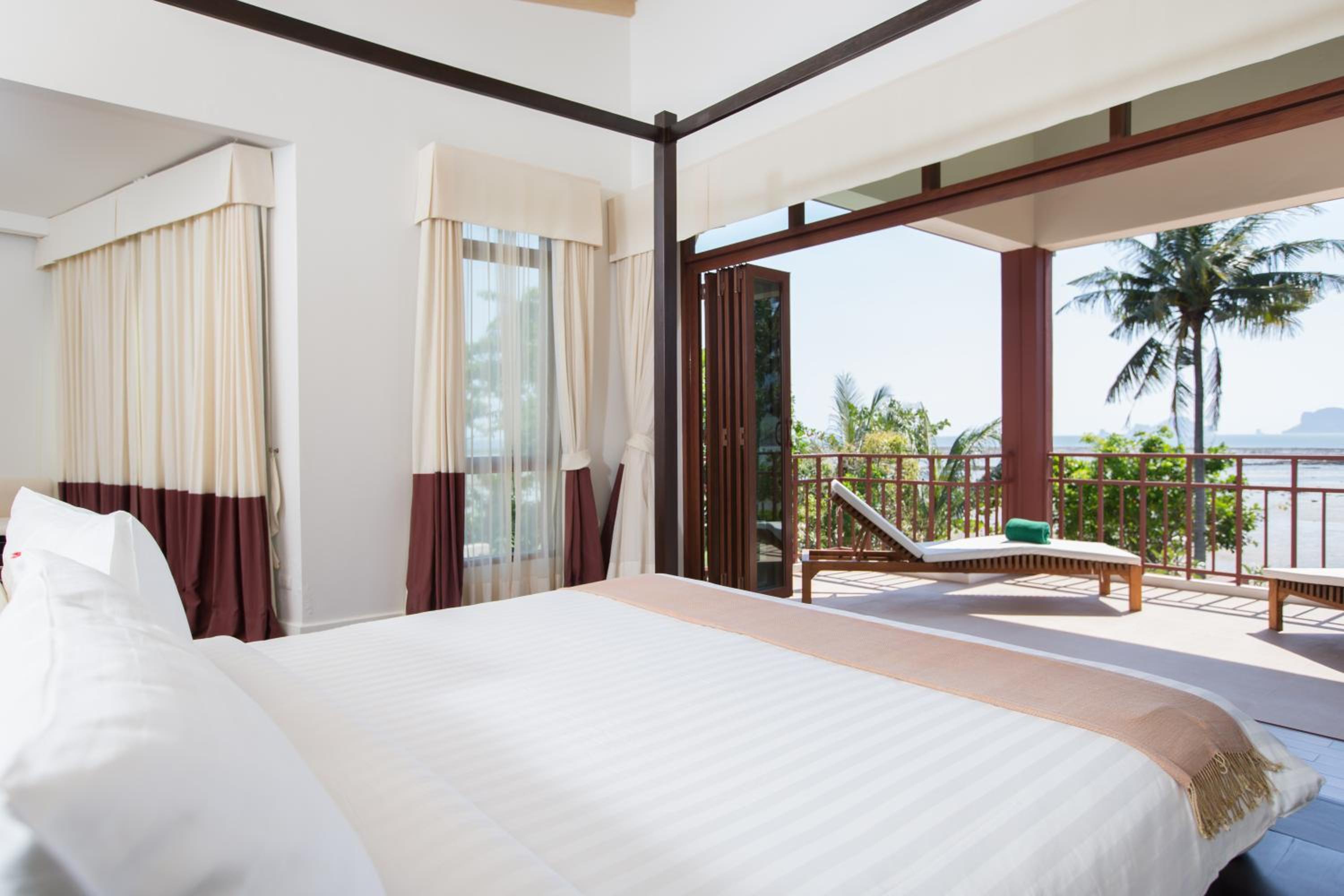 Amatapura Beachfront Villa 1, SHA Certified view 4