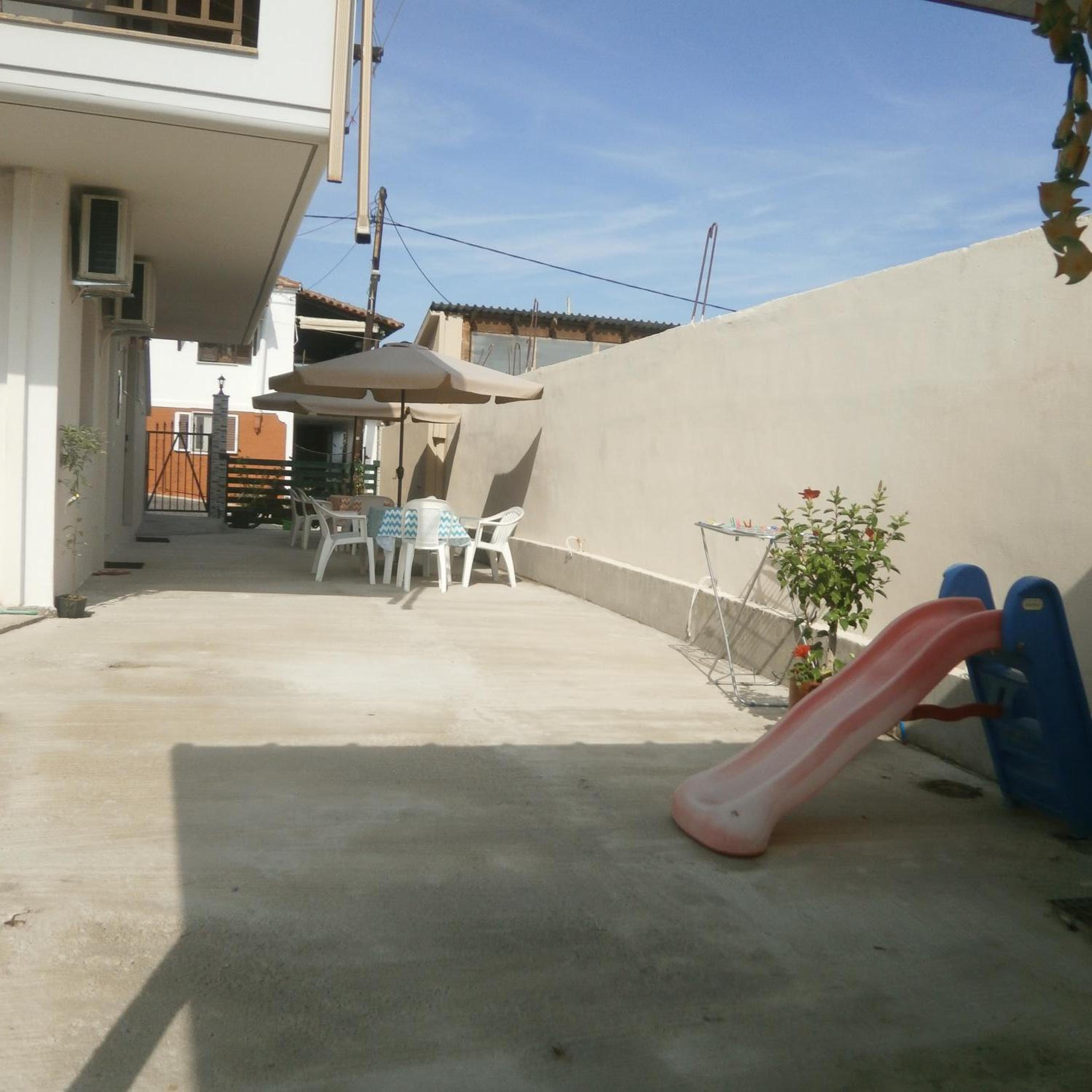 Photo 43