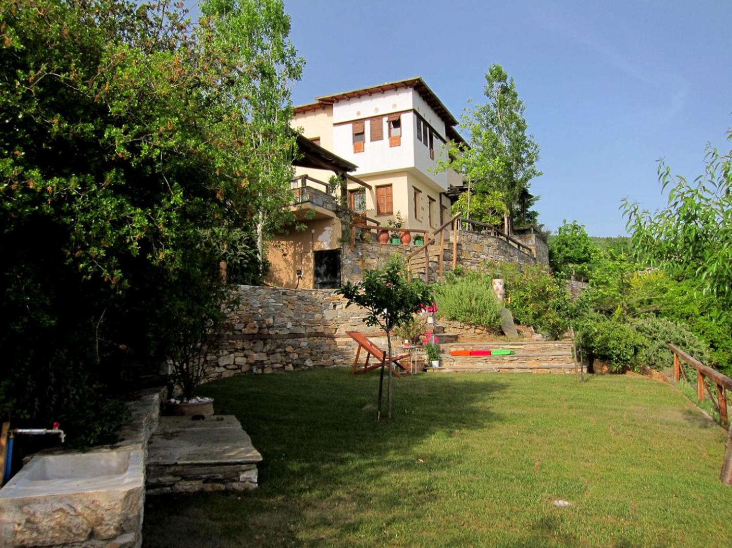 Pelion Homes