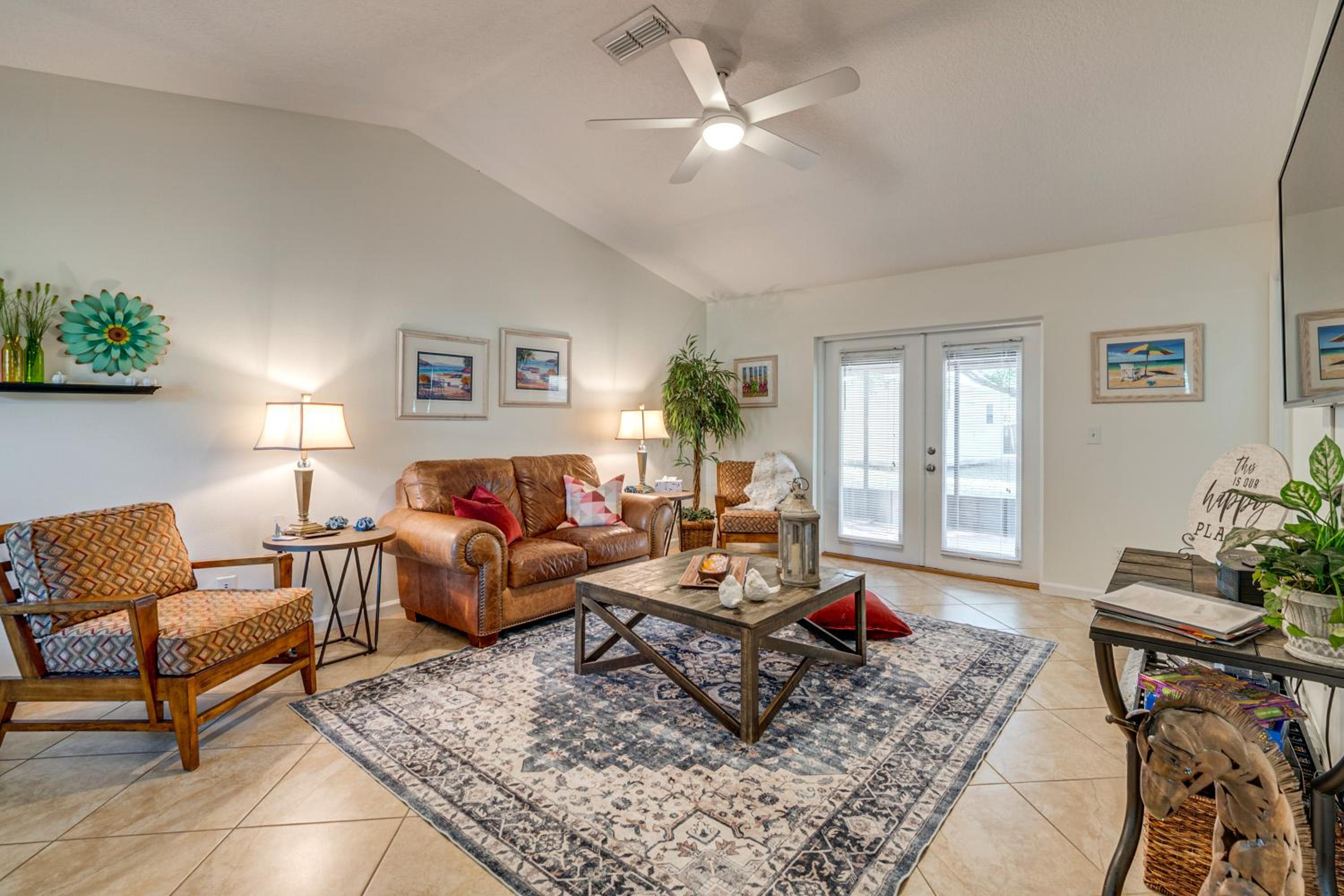 Pet-Friendly Home 12 Mi to WEC and Dtwn Ocala!