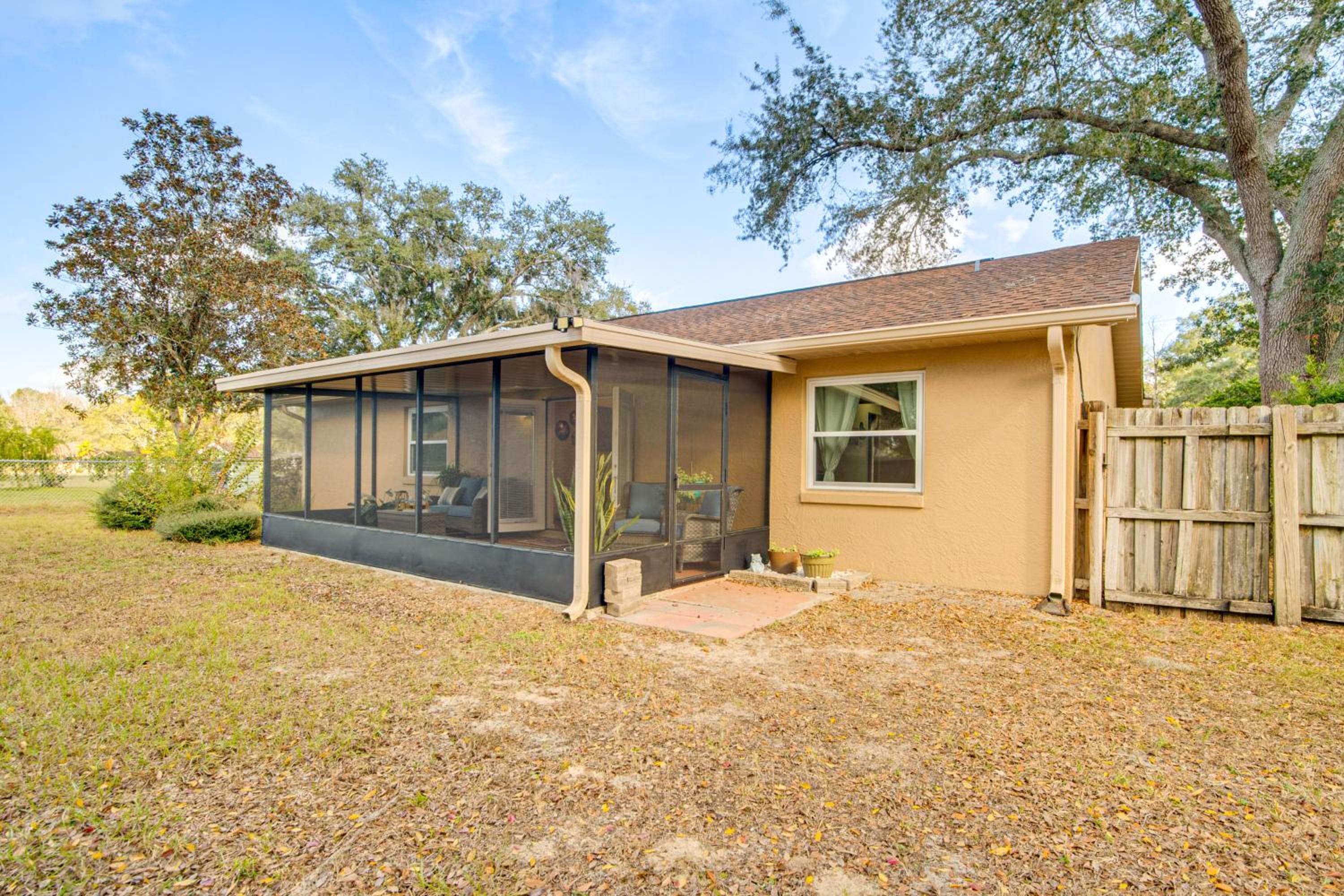 Pet-Friendly Home 12 Mi to WEC and Dtwn Ocala!