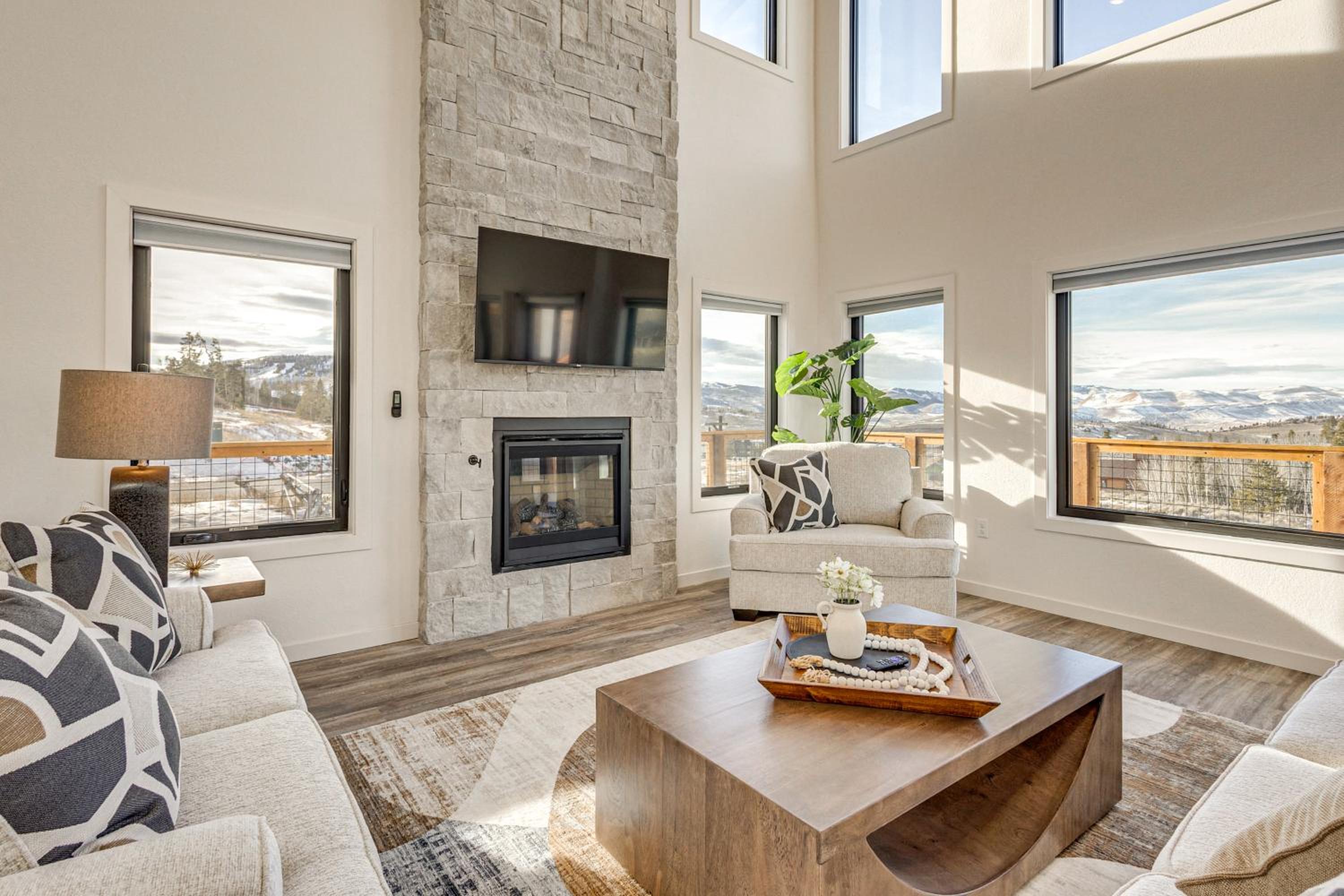 1 Mi to Granby Ranch Luxe Home with Mtn Views!