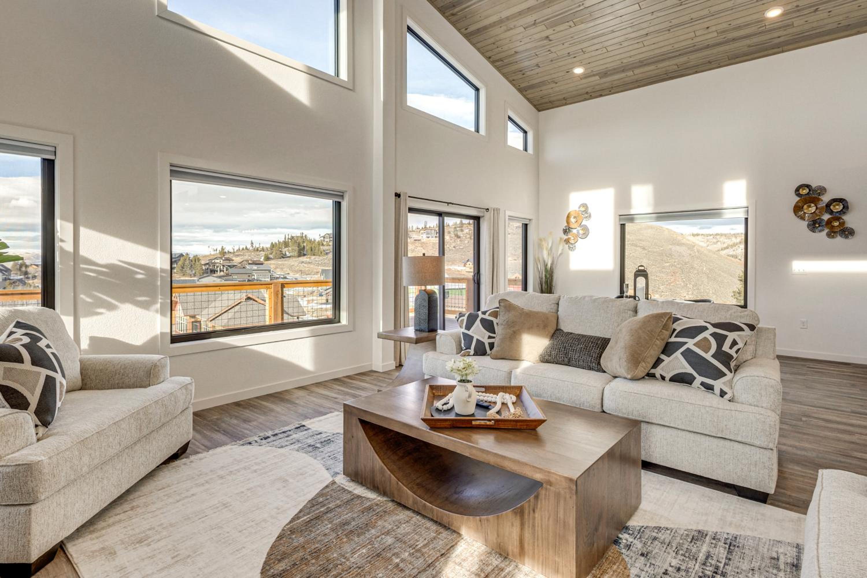 1 Mi to Granby Ranch Luxe Home with Mtn Views!
