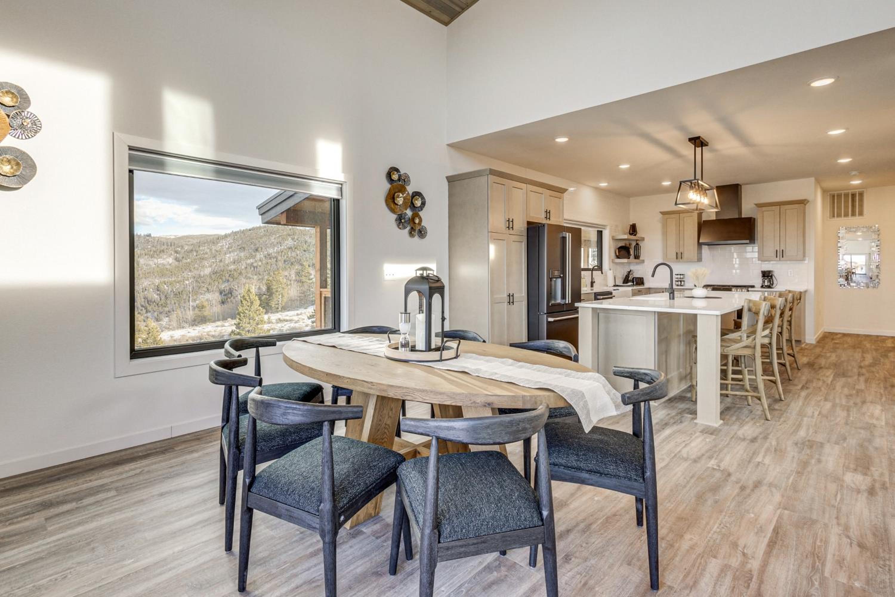 1 Mi to Granby Ranch Luxe Home with Mtn Views!