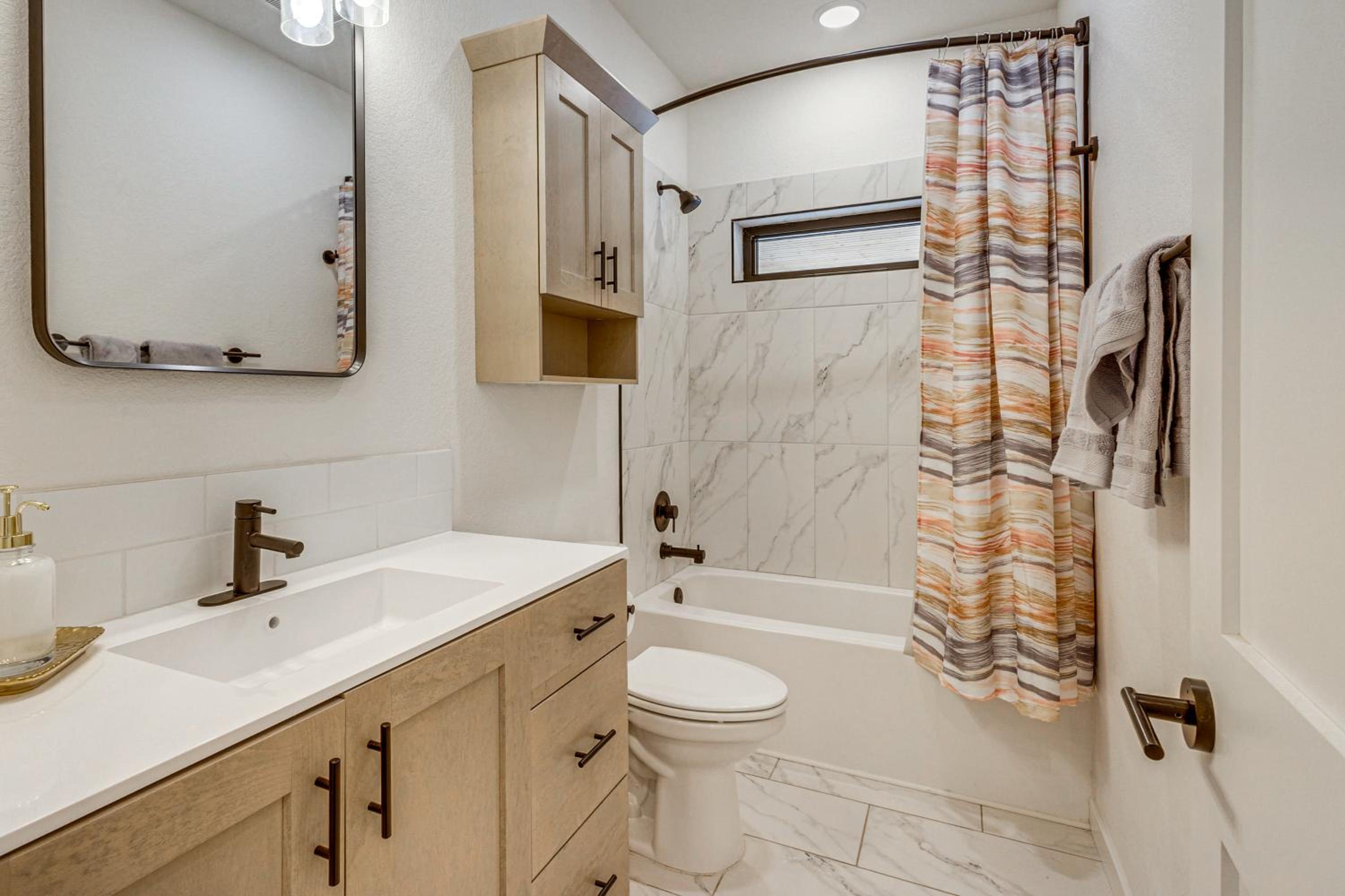 1 Mi to Granby Ranch Luxe Home with Mtn Views!