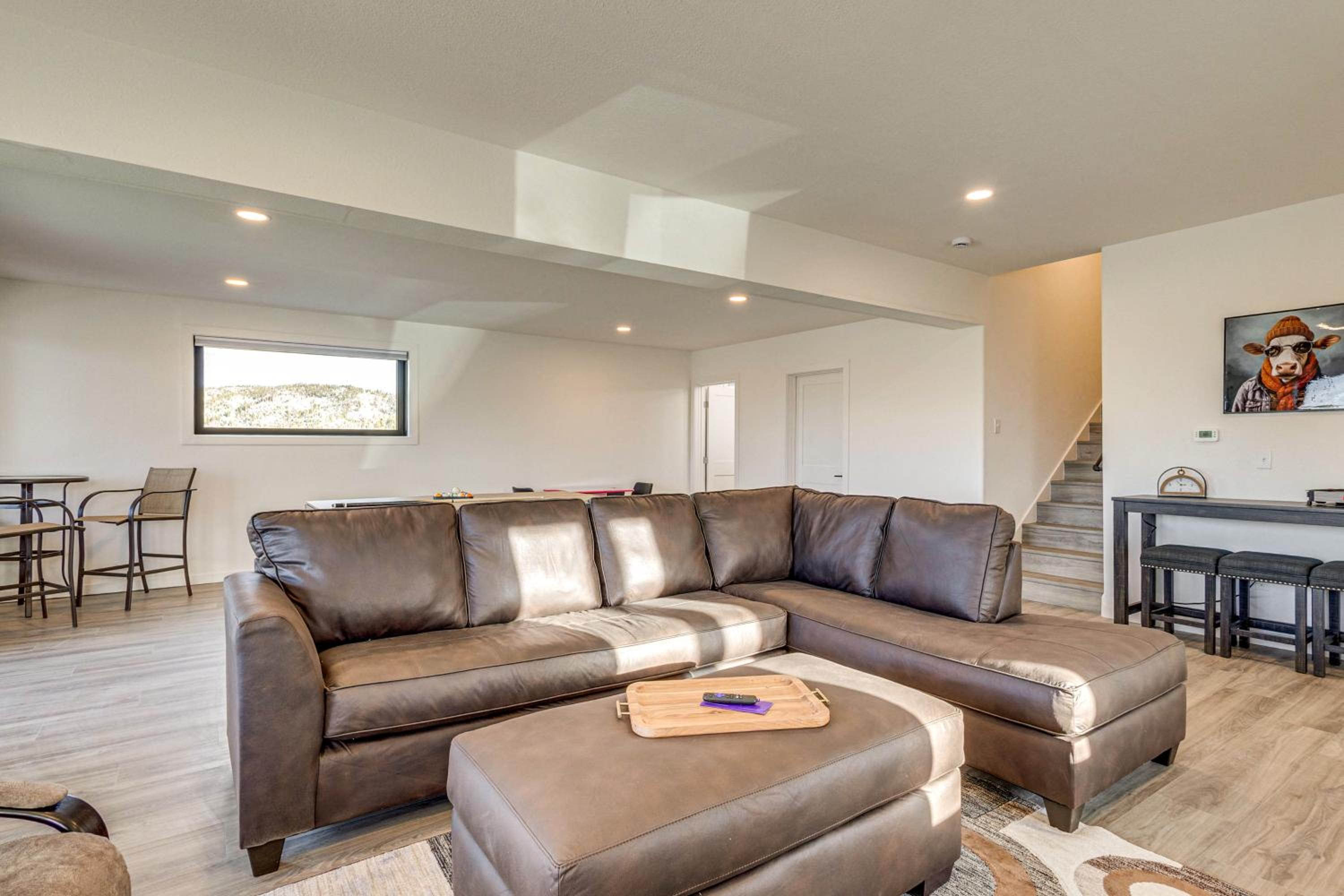 1 Mi to Granby Ranch Luxe Home with Mtn Views!