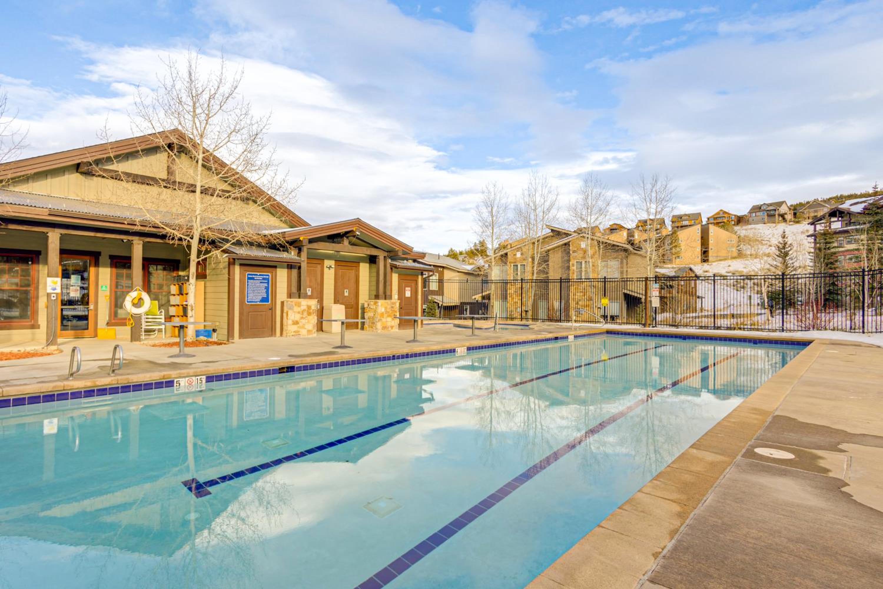 1 Mi to Granby Ranch Luxe Home with Mtn Views!