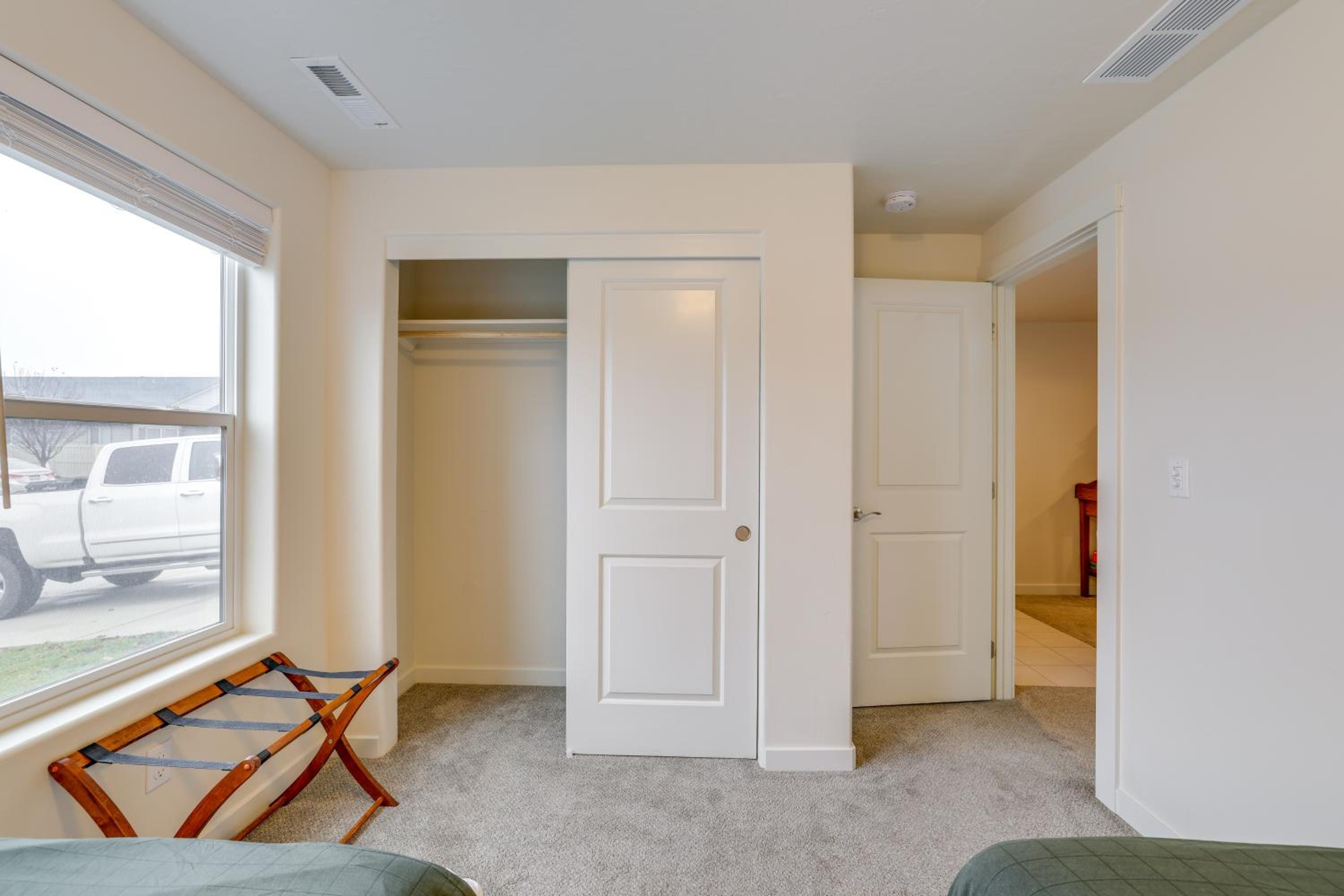 Private Suburban Hideaway 10 Mi to Dtwn Nampa!