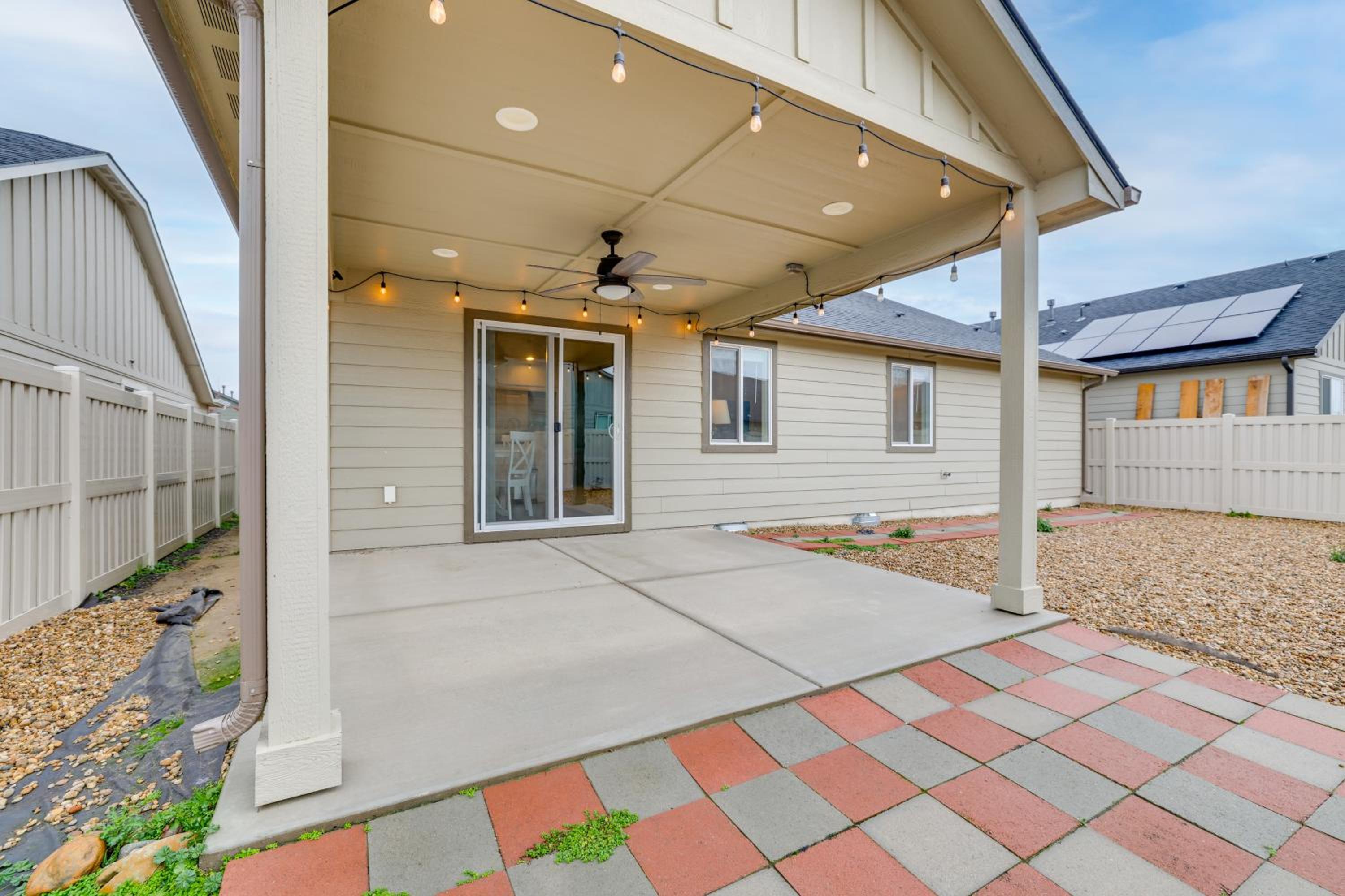 Private Suburban Hideaway 10 Mi to Dtwn Nampa!