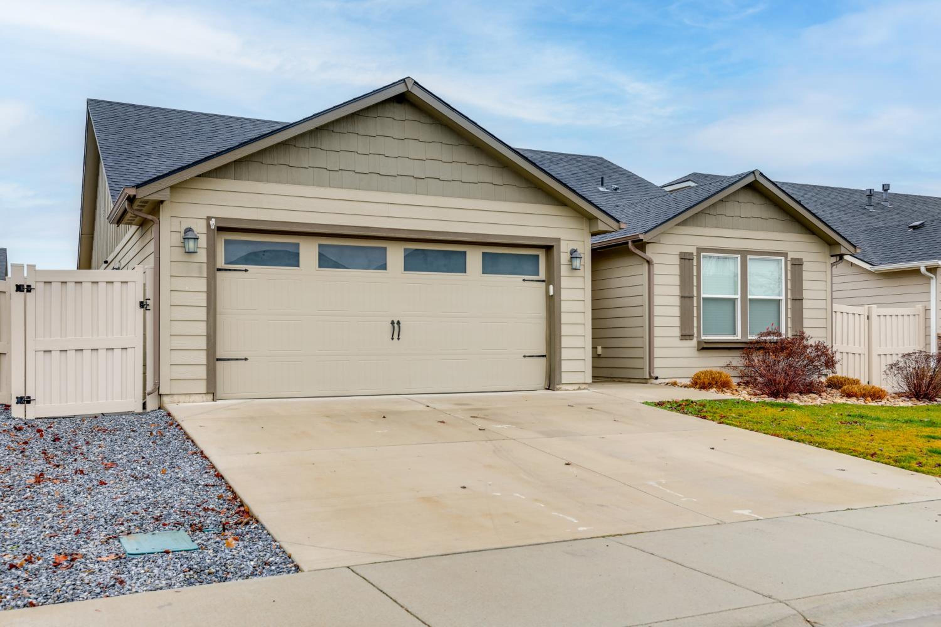 Private Suburban Hideaway 10 Mi to Dtwn Nampa!