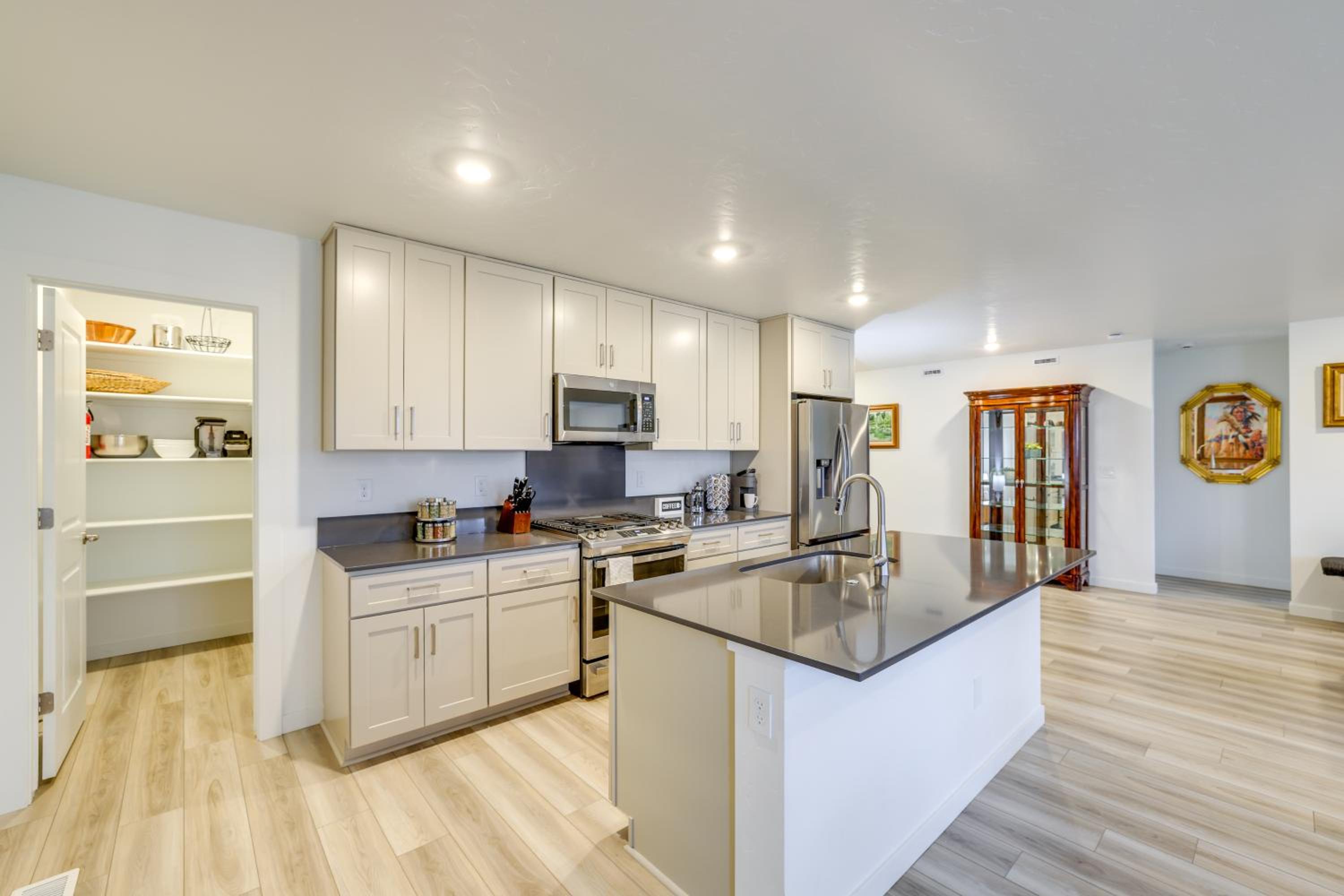 Newly Built Home with Yard, 4 Mi to Dtwn Caldwell!