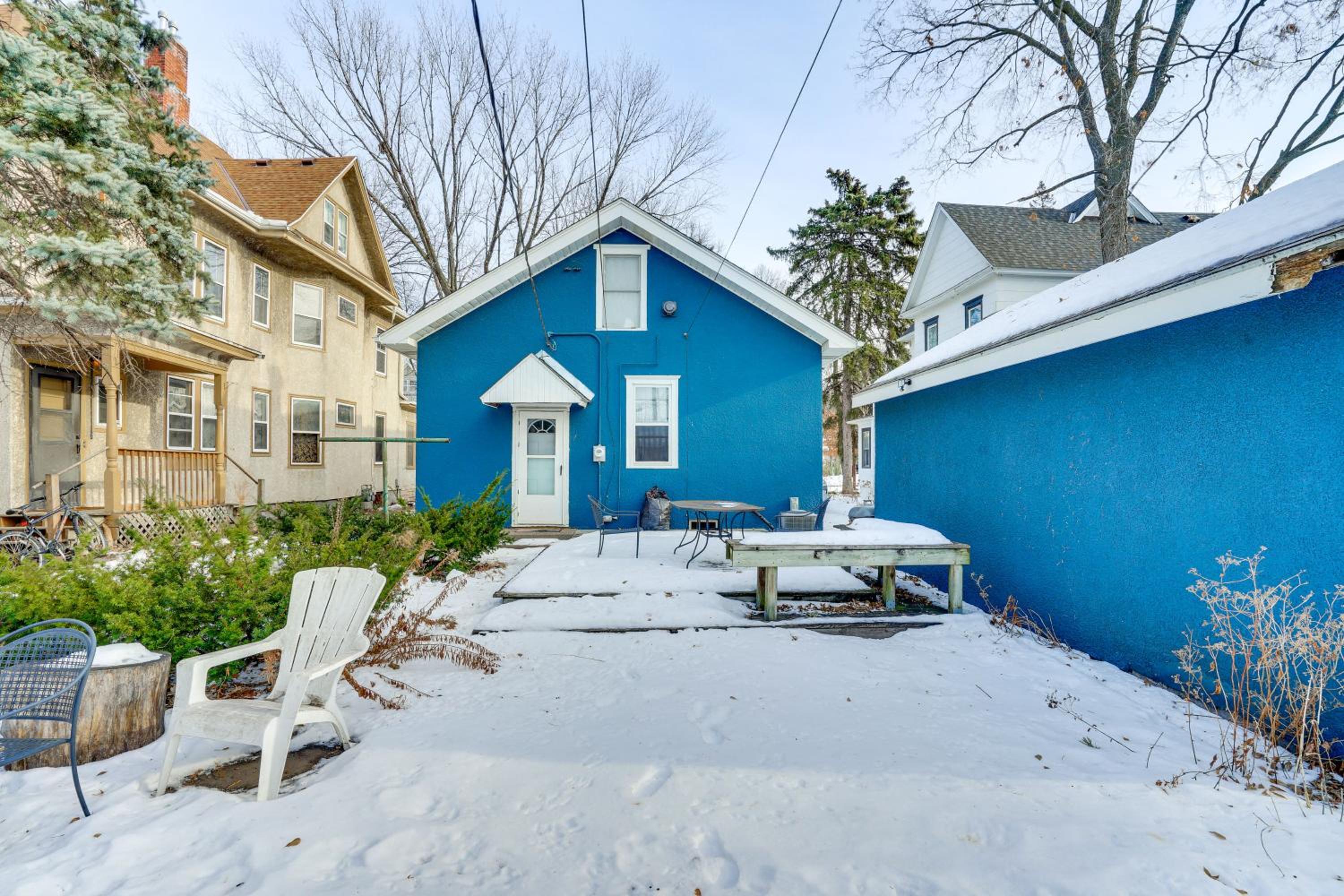 2 Mi to Nordeast Breweries Cozy Minneapolis Home