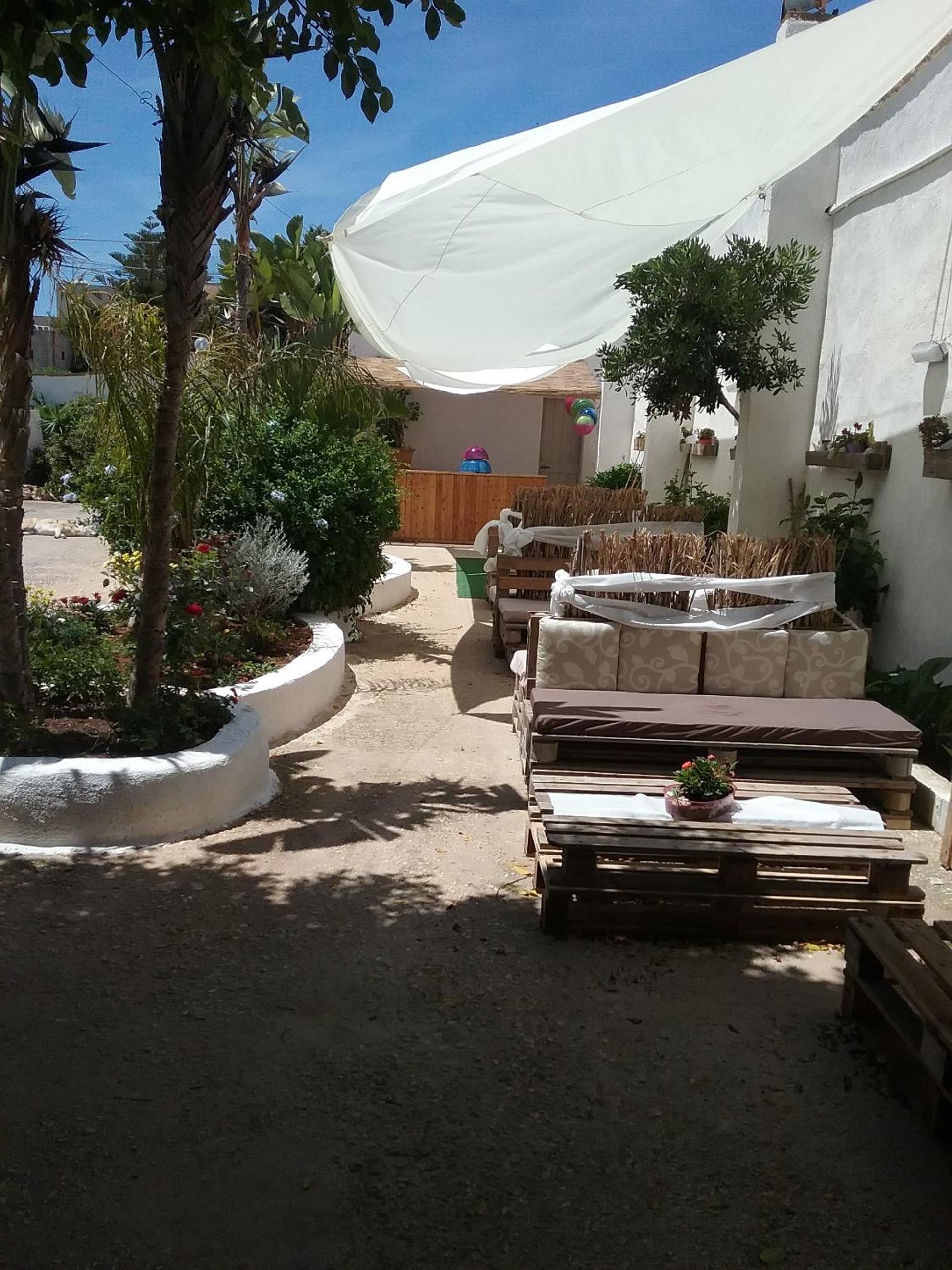 Photo 48