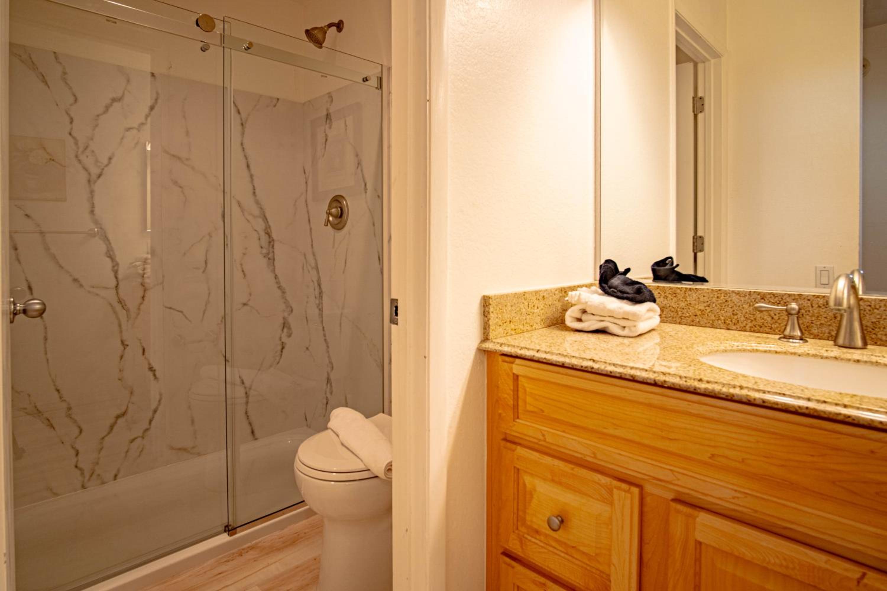 SV137 - Walk to Lifts & Town - Hot Tub & Pool