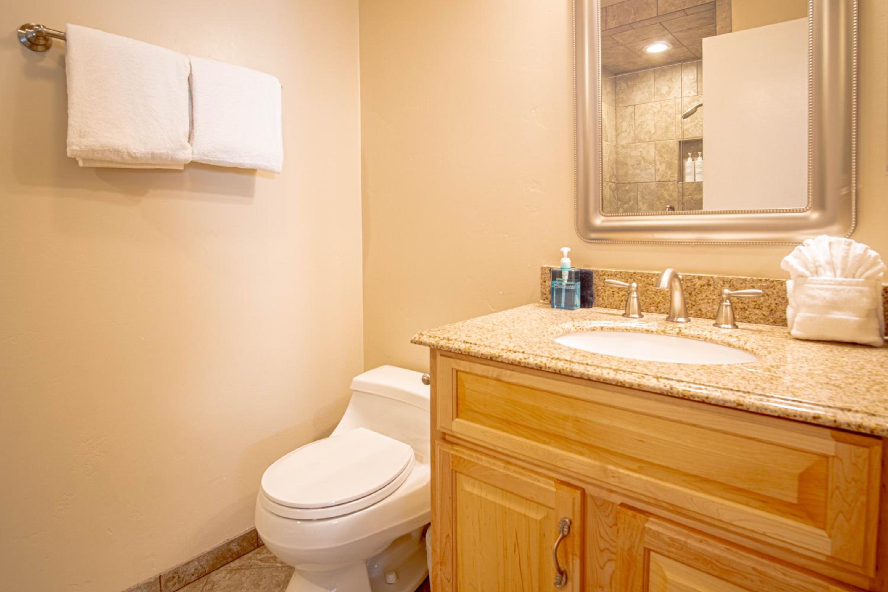 SV137 - Walk to Lifts & Town - Hot Tub & Pool