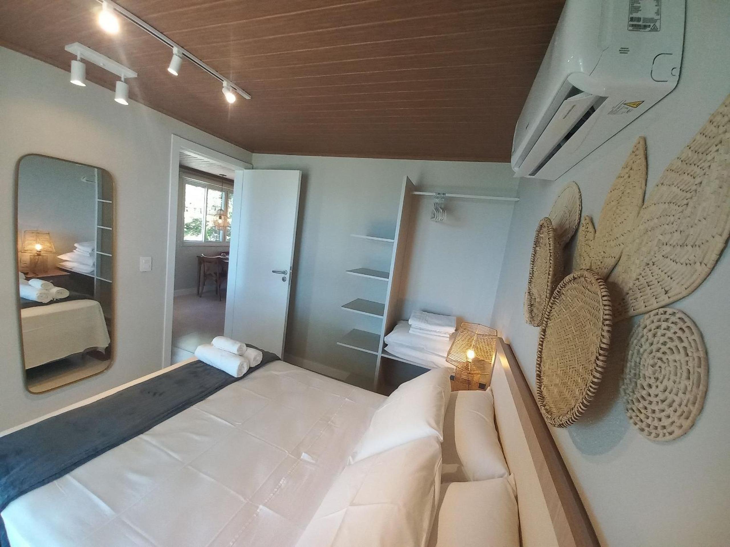 Beachfront condominium in Morro das Pedras - FTSs