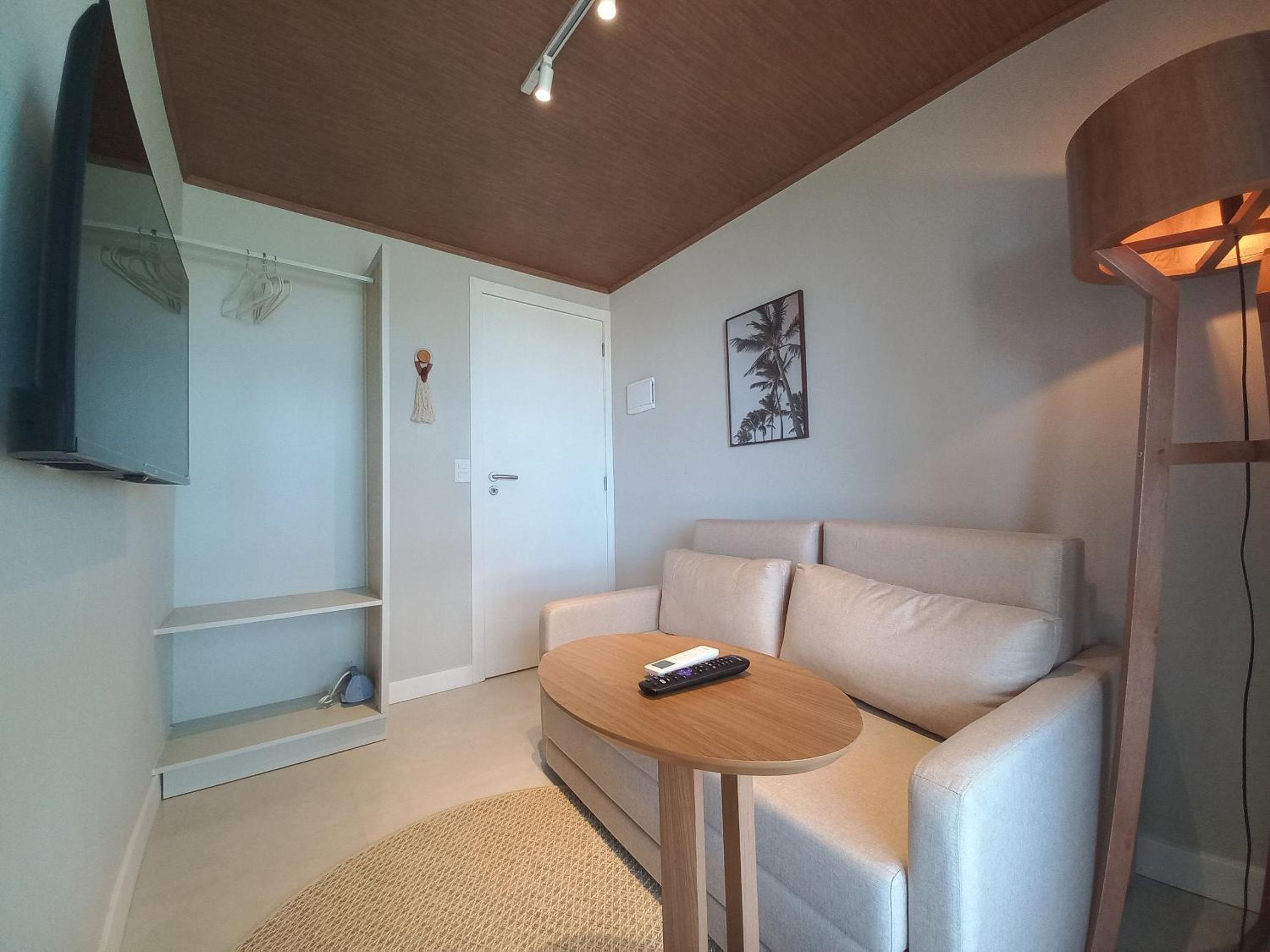 Beachfront condominium in Morro das Pedras - FTSs