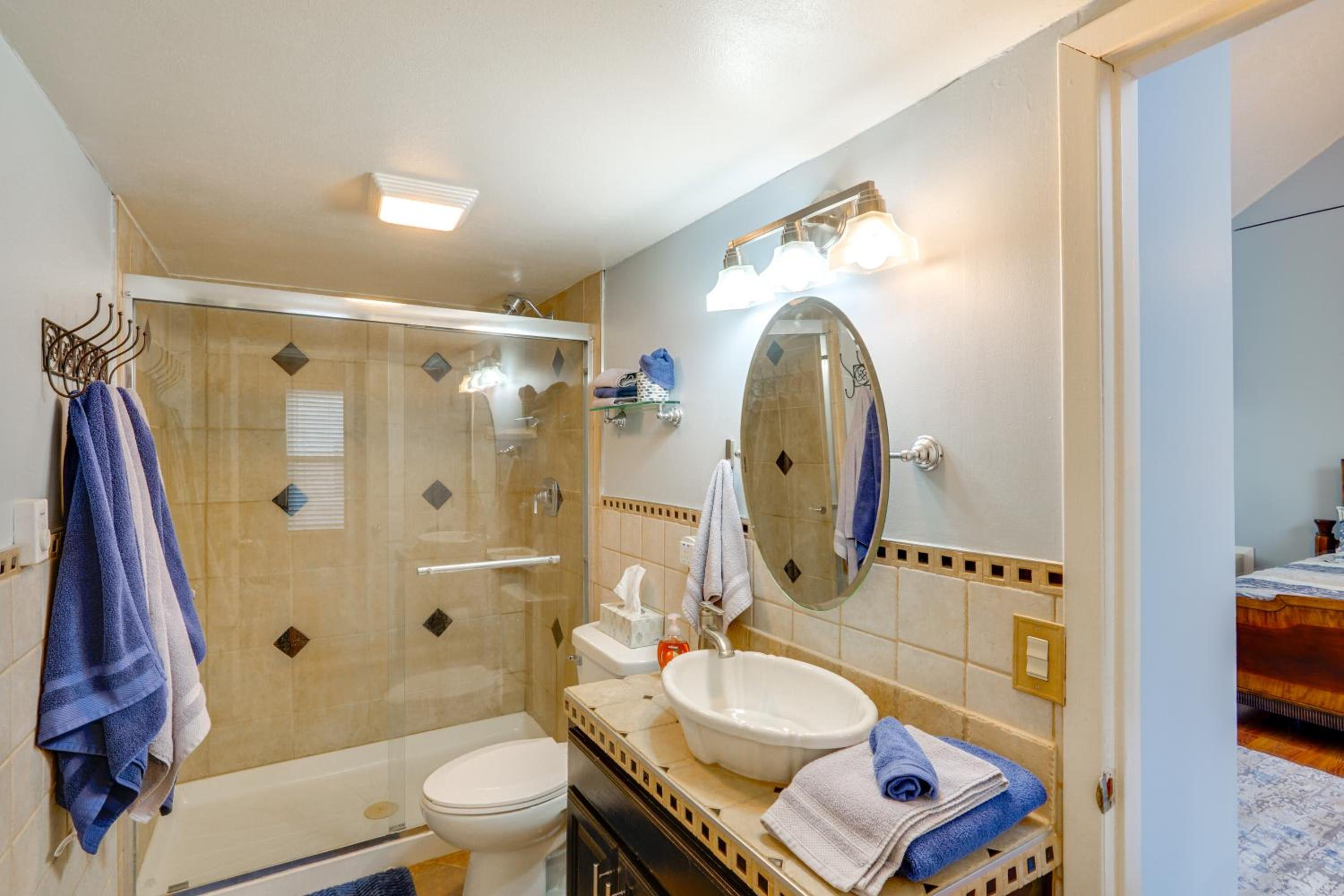 Lake Resort Access and On-Site Pool at Ozarks Home!