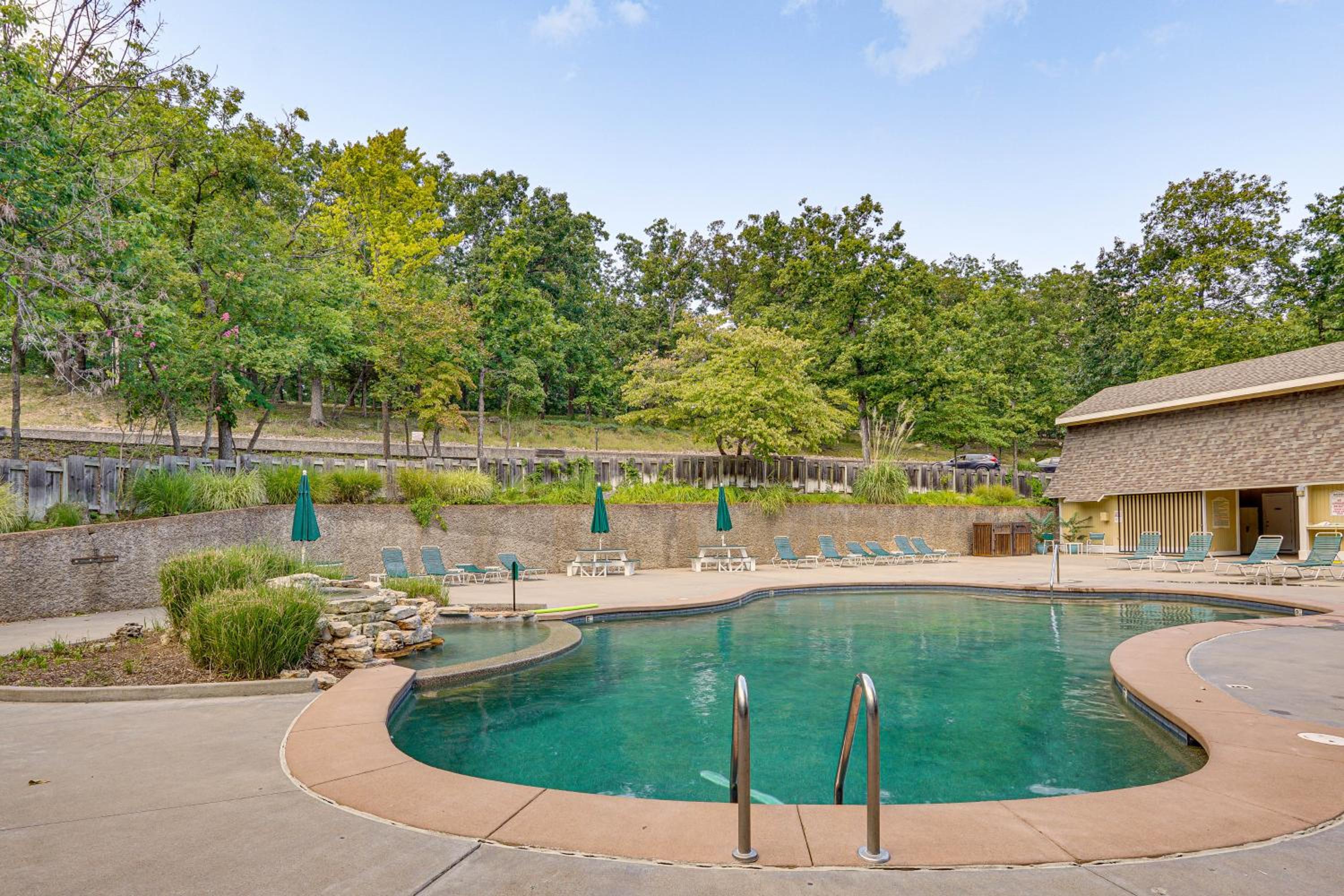 Lake Resort Access and On-Site Pool at Ozarks Home!