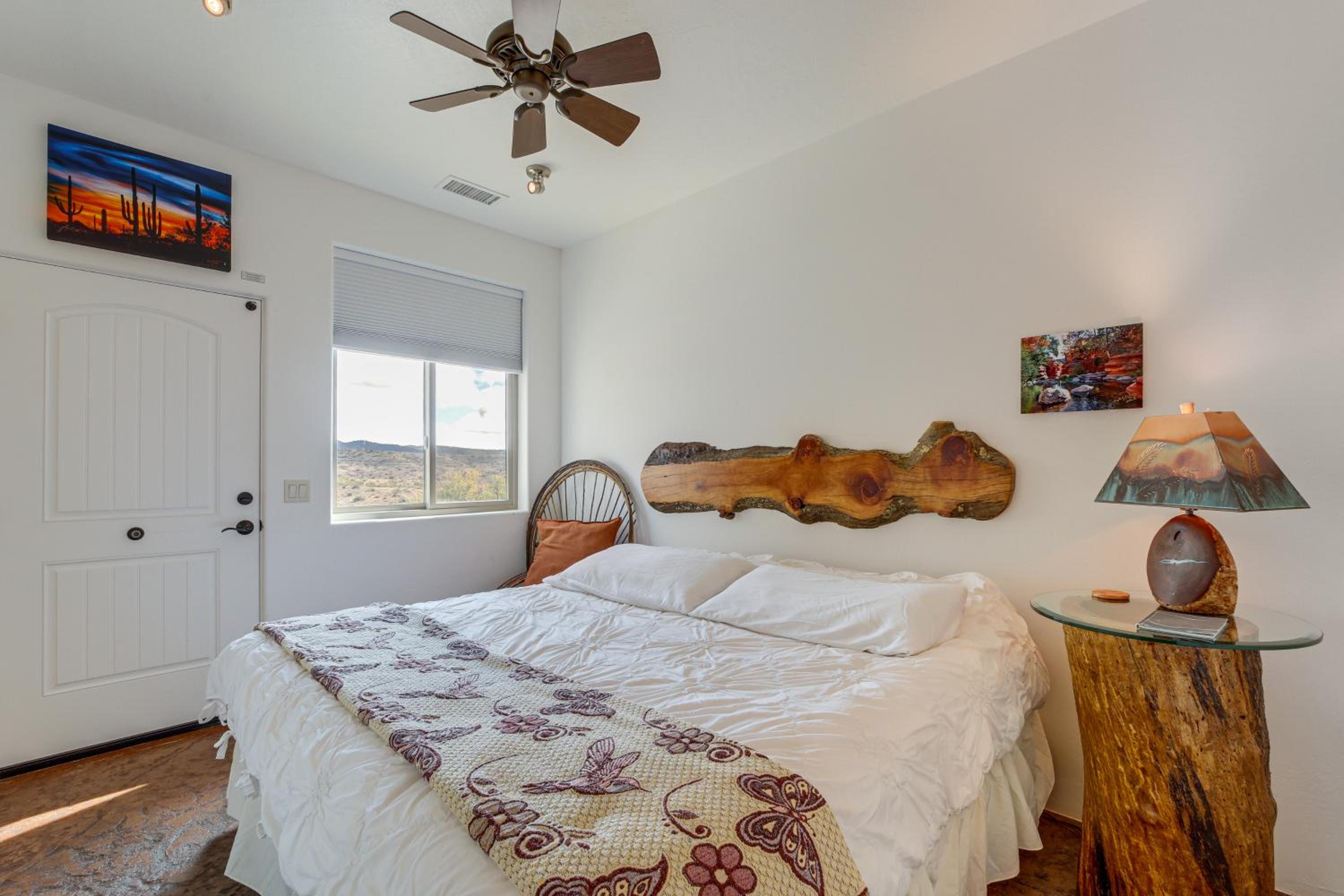 Surrounding Mtn and Valley Views! Cornville Getaway