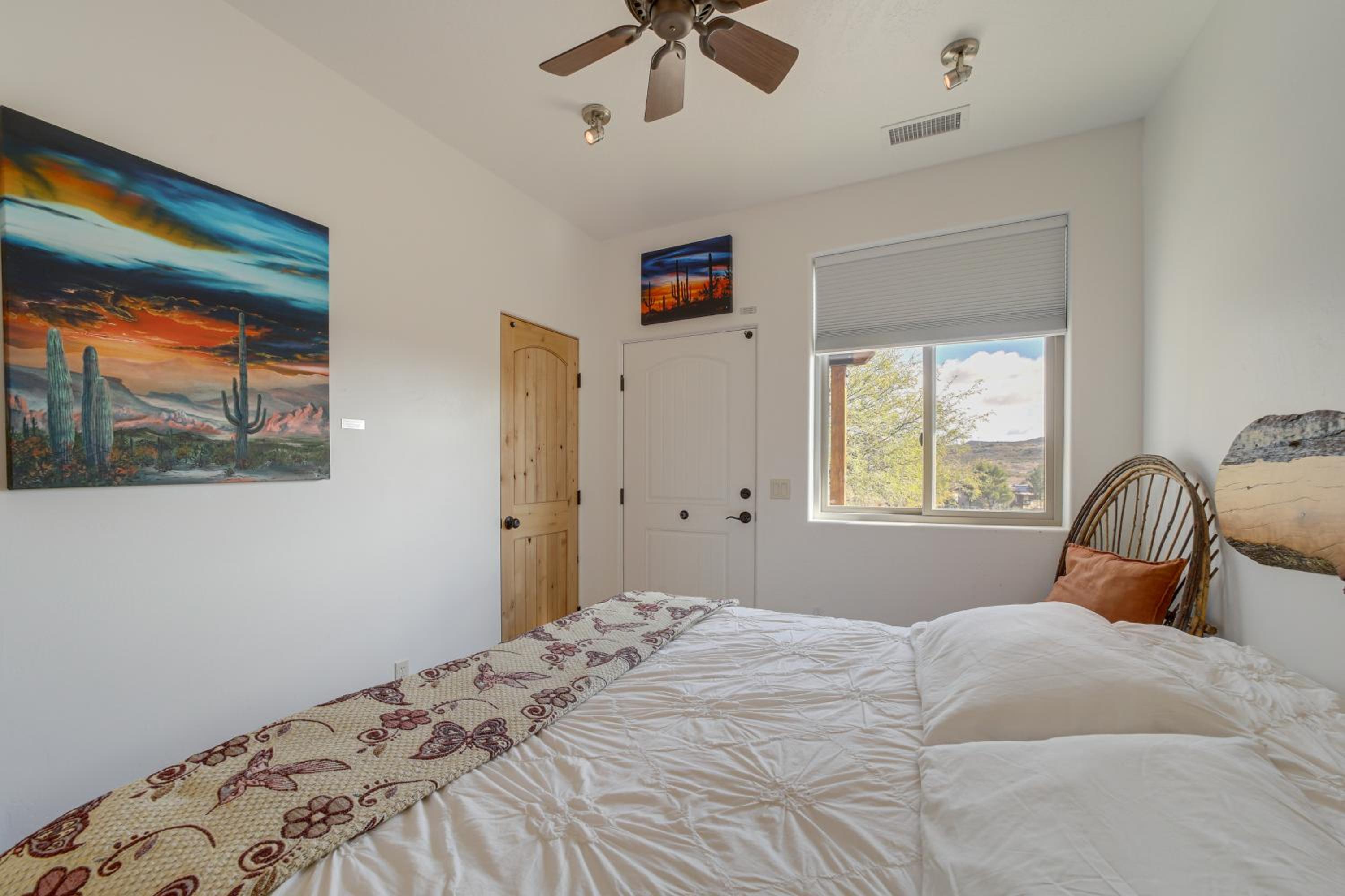 Surrounding Mtn and Valley Views! Cornville Getaway