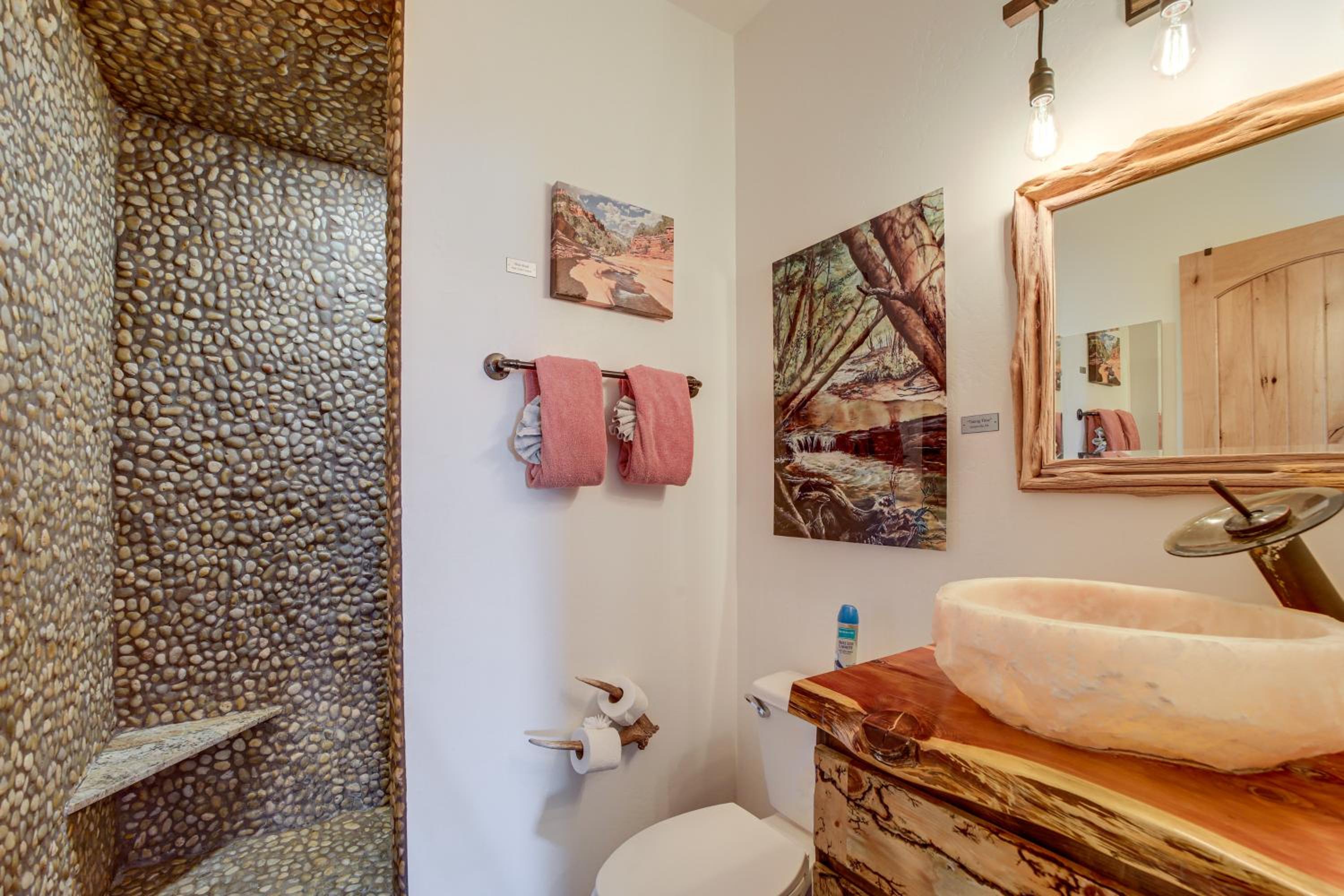Surrounding Mtn and Valley Views! Cornville Getaway