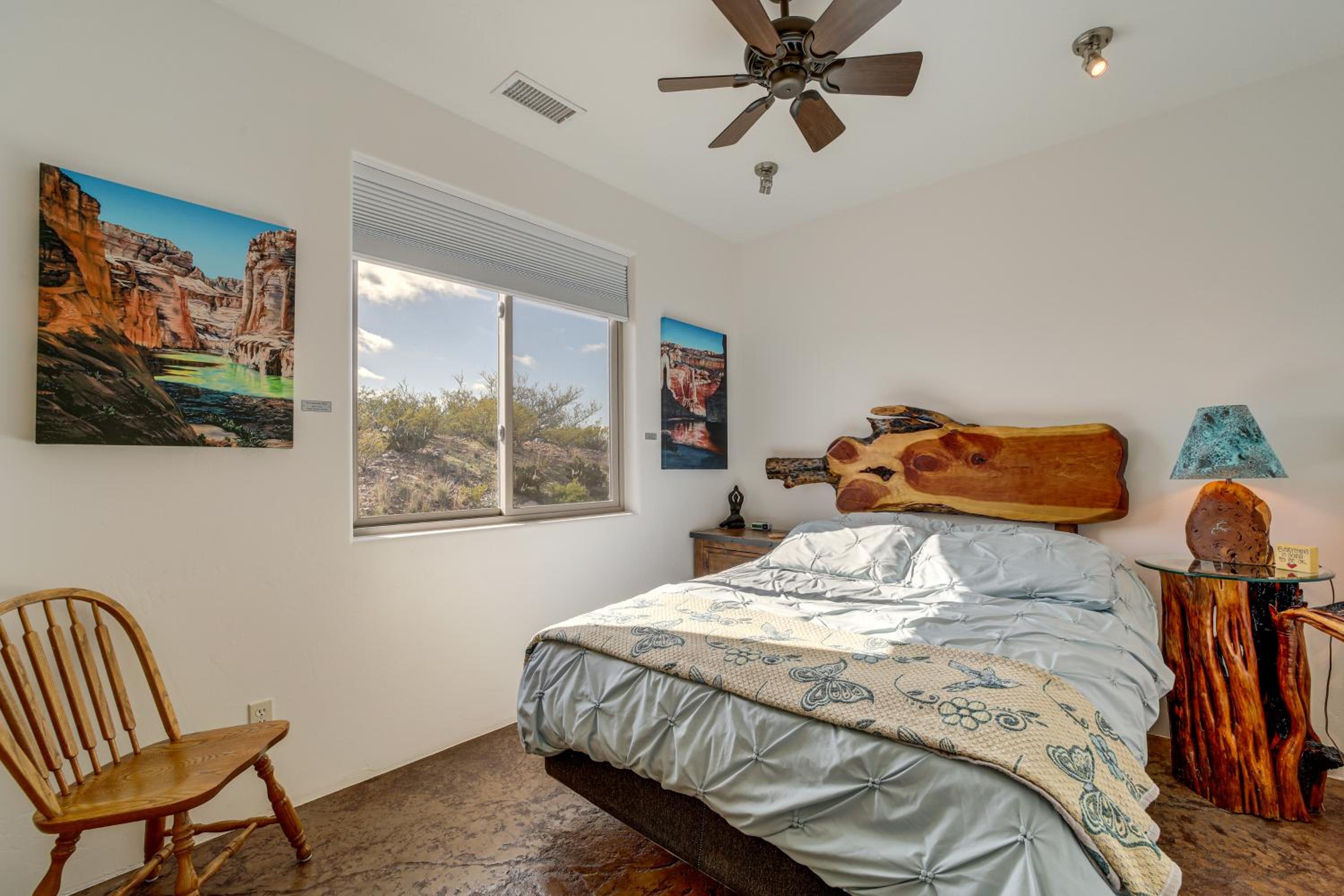 Surrounding Mtn and Valley Views! Cornville Getaway