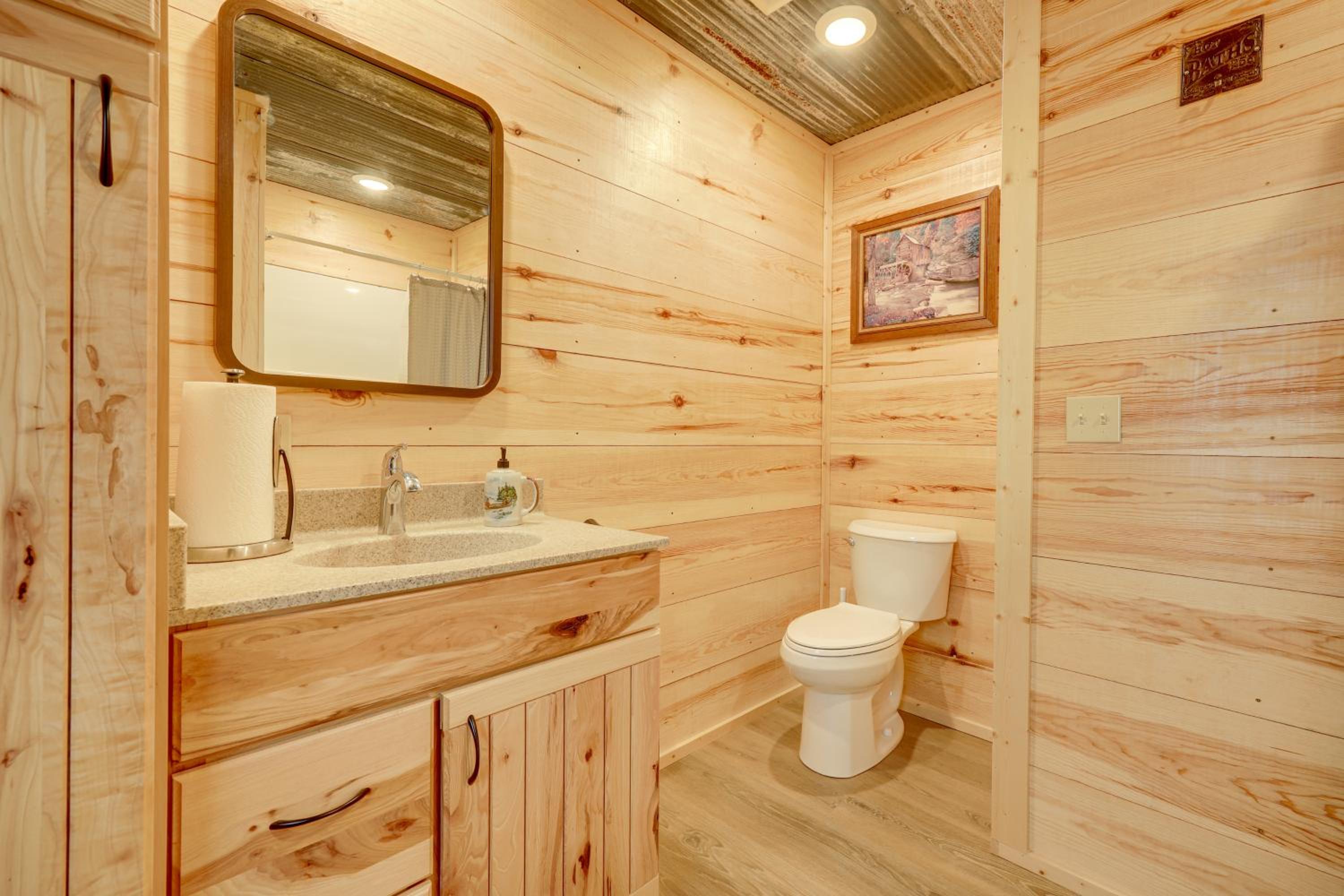 New-Build, Mtn-View White Sulphur Springs Home!