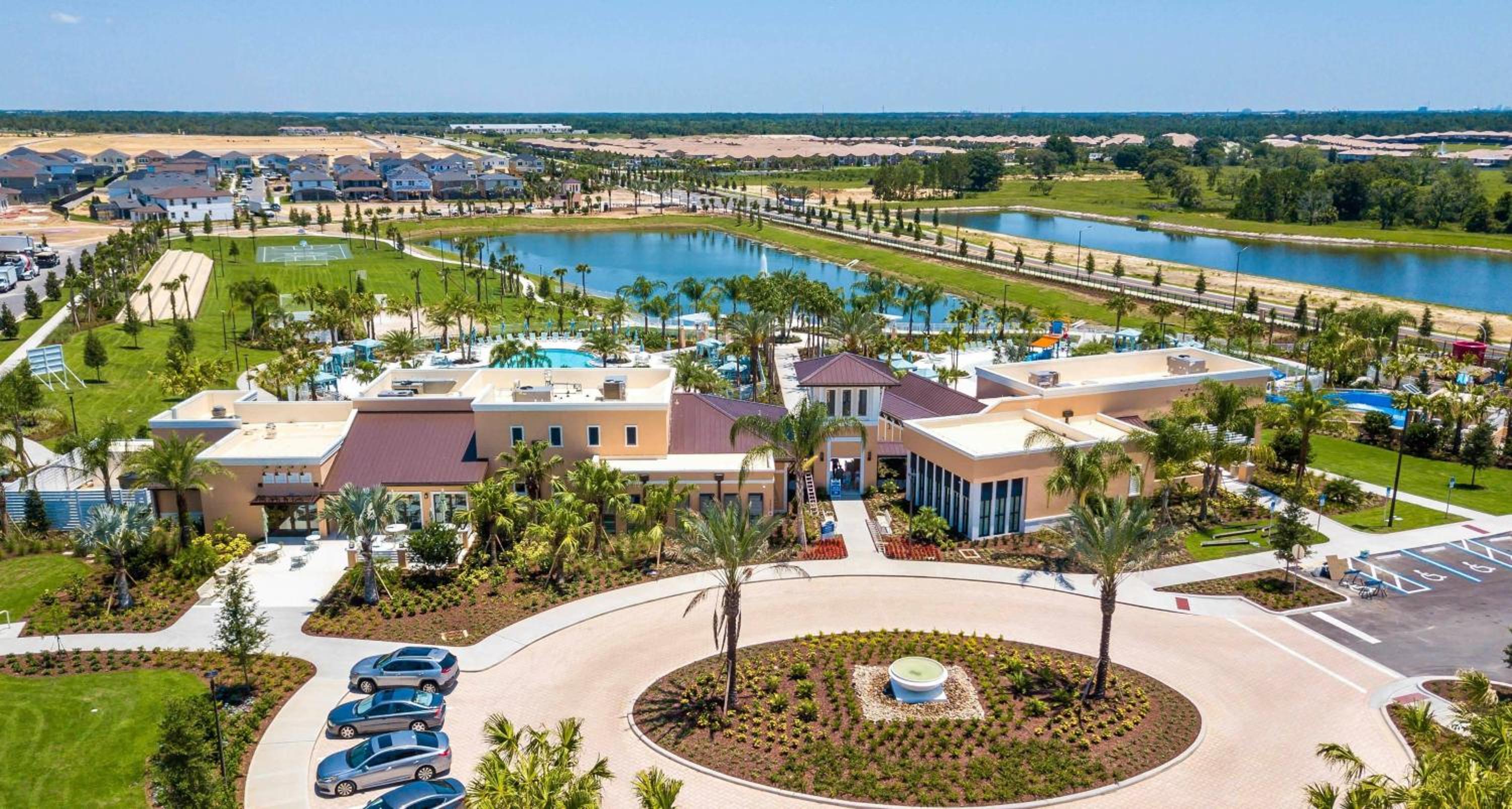 9BR Solara Villa w Pool Themed Rooms