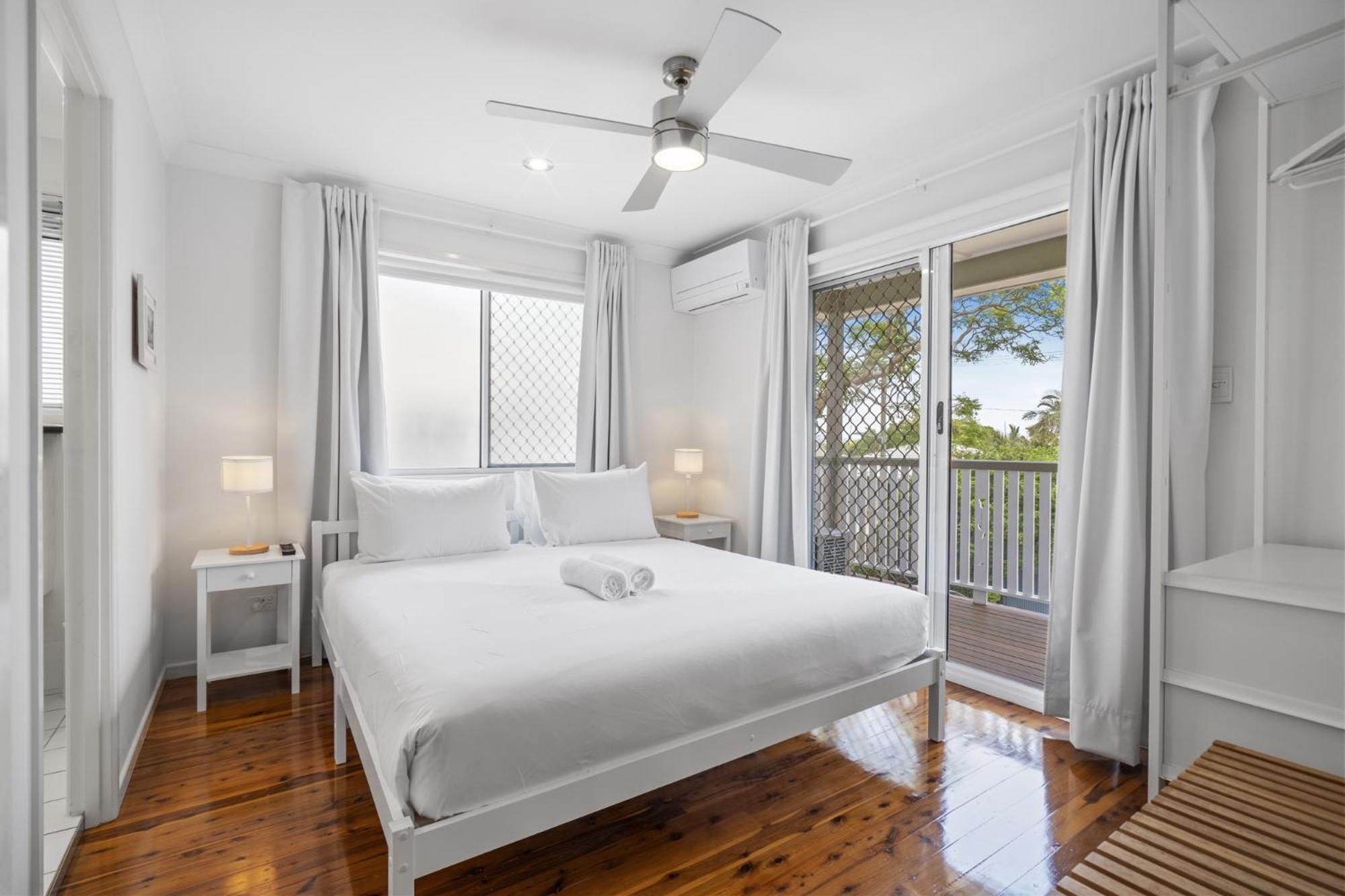 Bright 3-Bed Home in Leafy Annerley